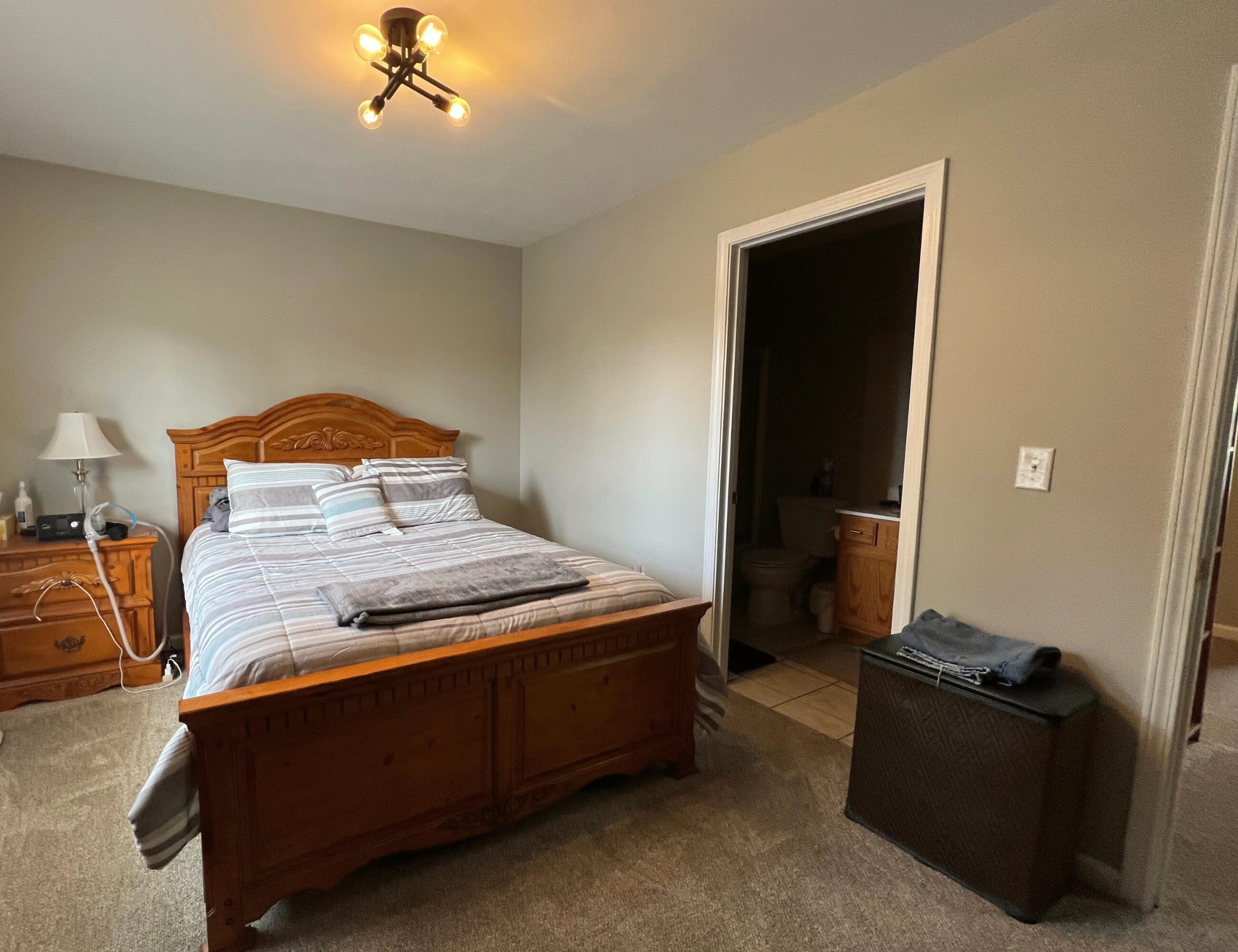 2420 Volunteer Parkway, 39