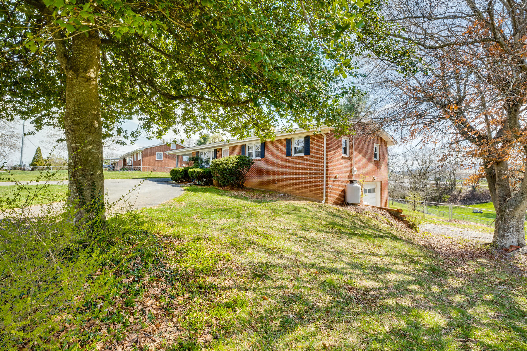 3123 Indian Ridge Road