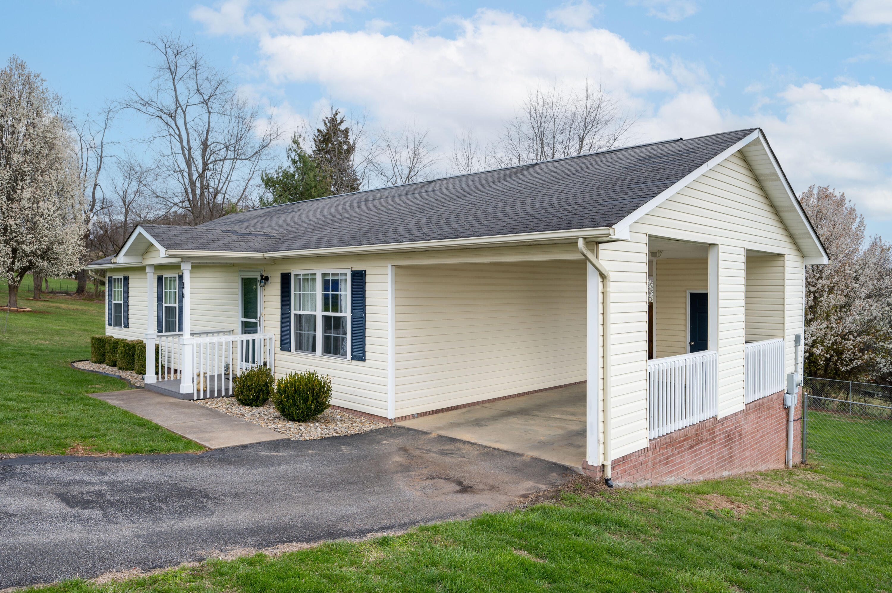 136 Sunrise Meadow Court