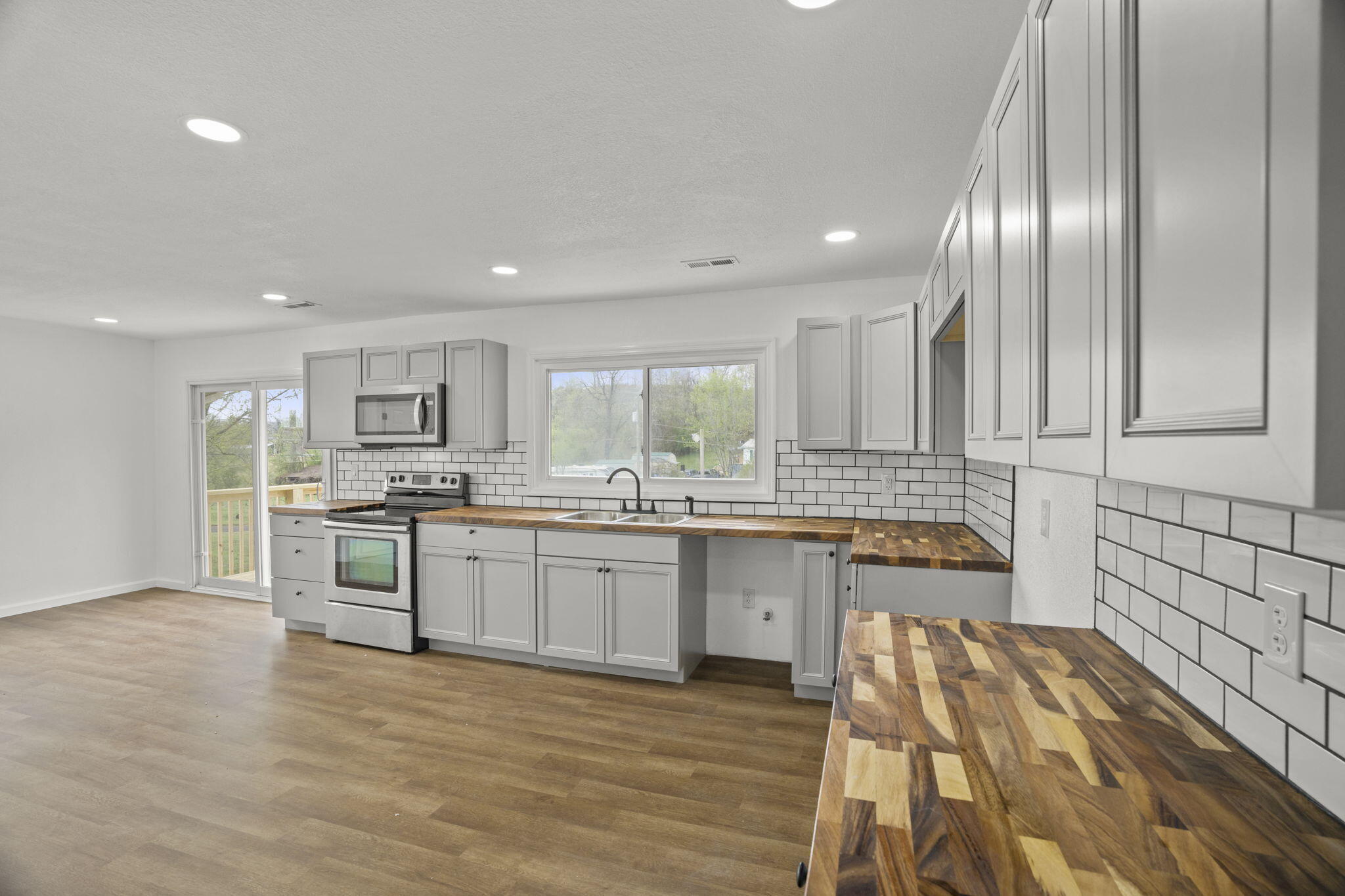 441 Independence Drive