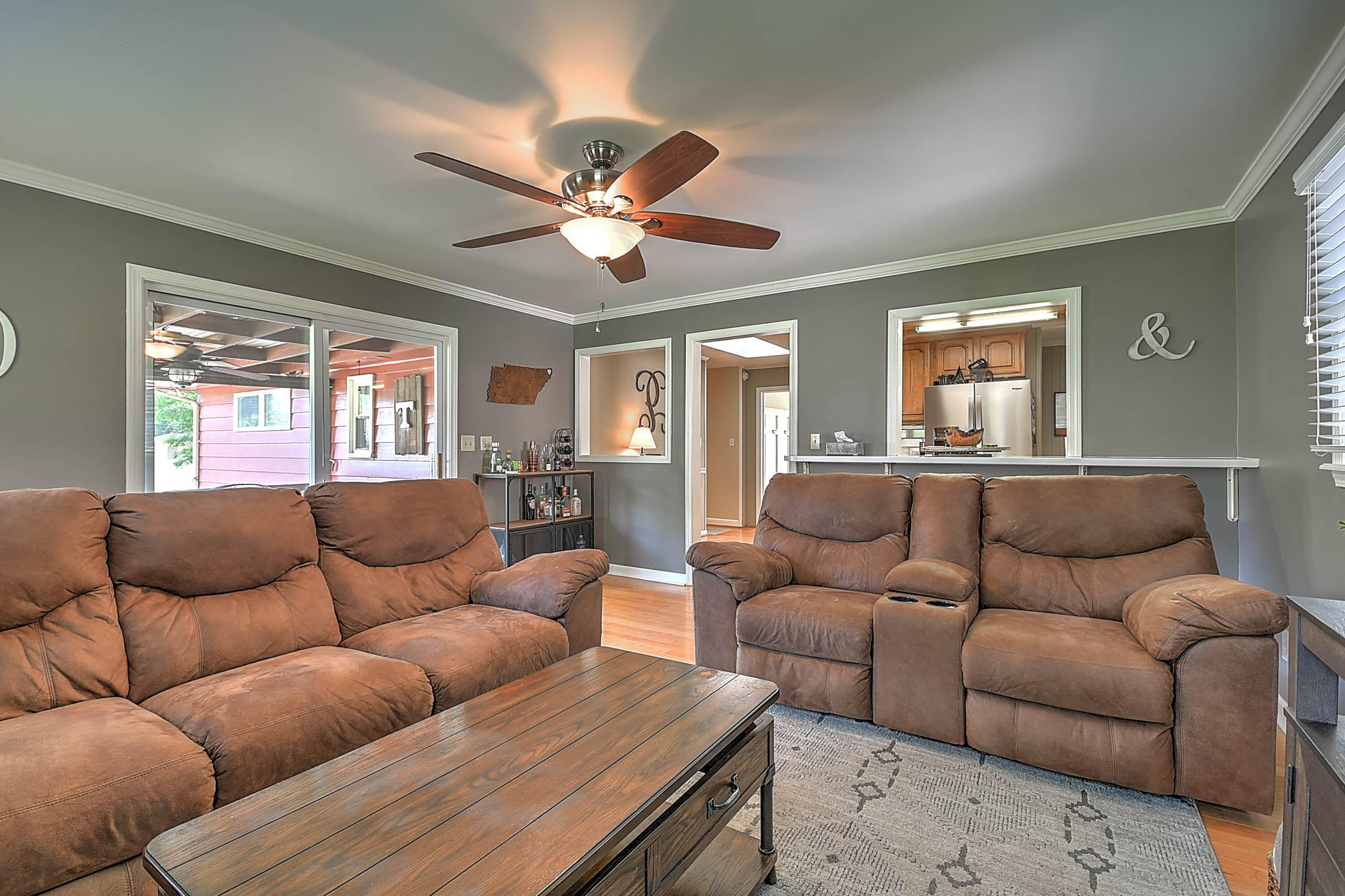 212 Carolyn Circle