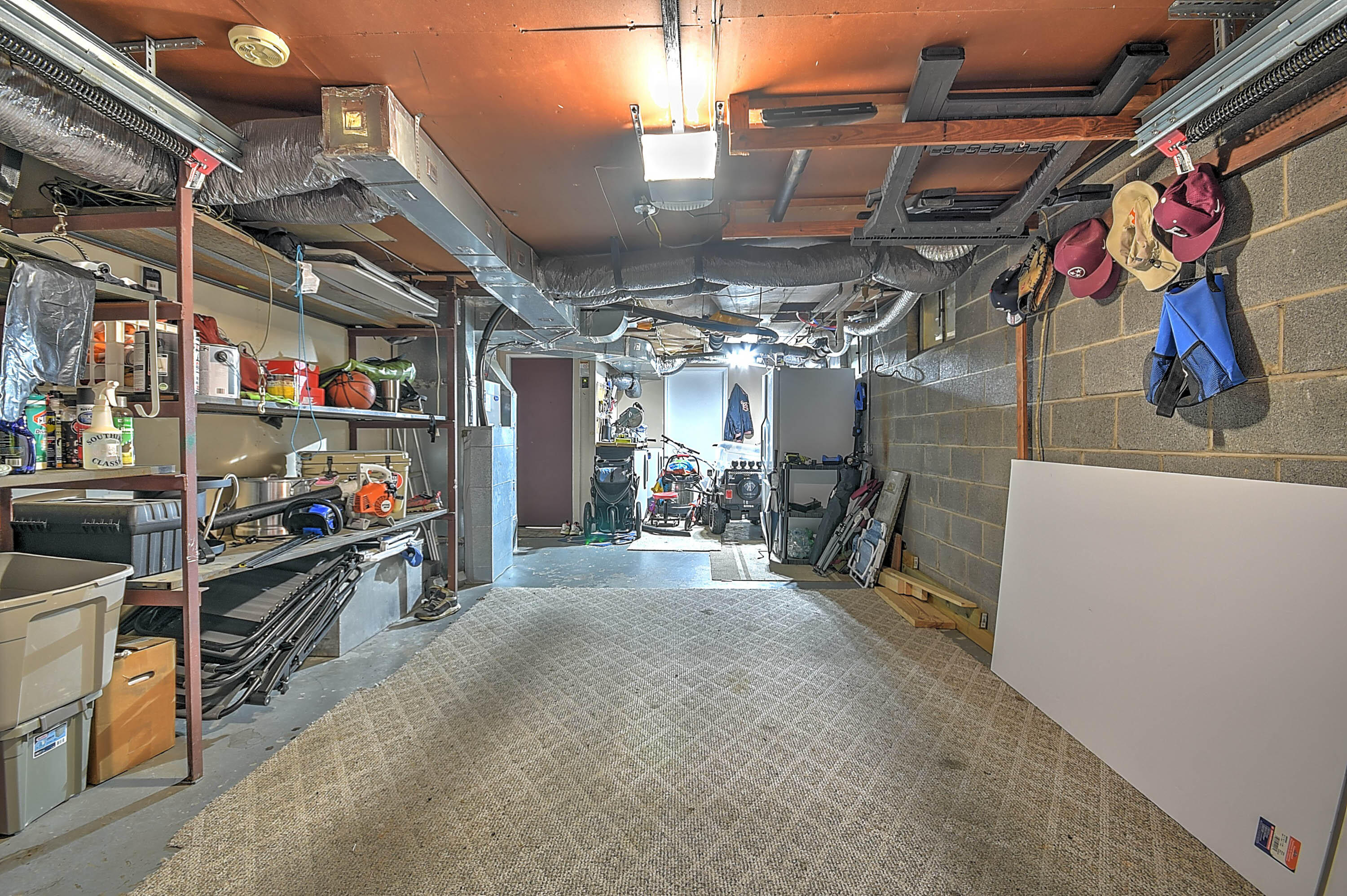 212 Carolyn Circle