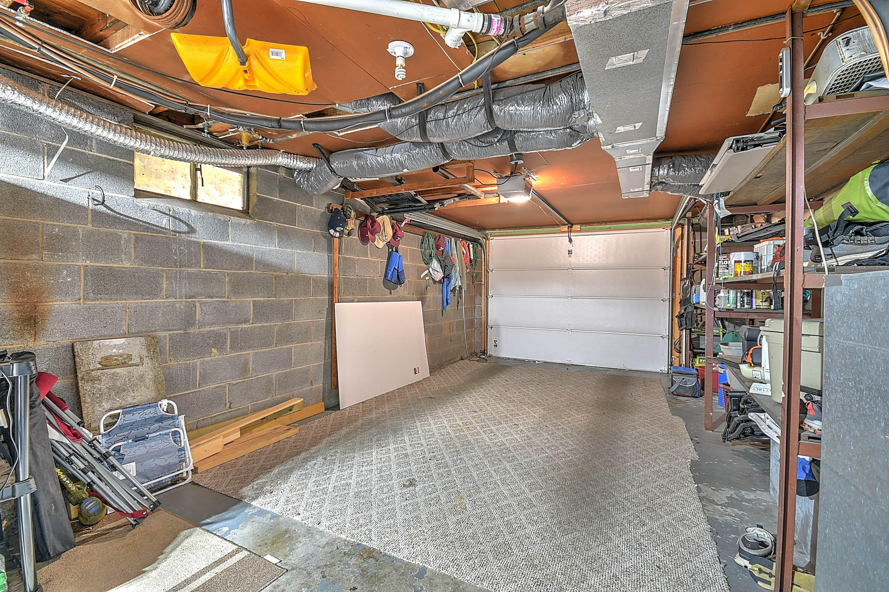 212 Carolyn Circle