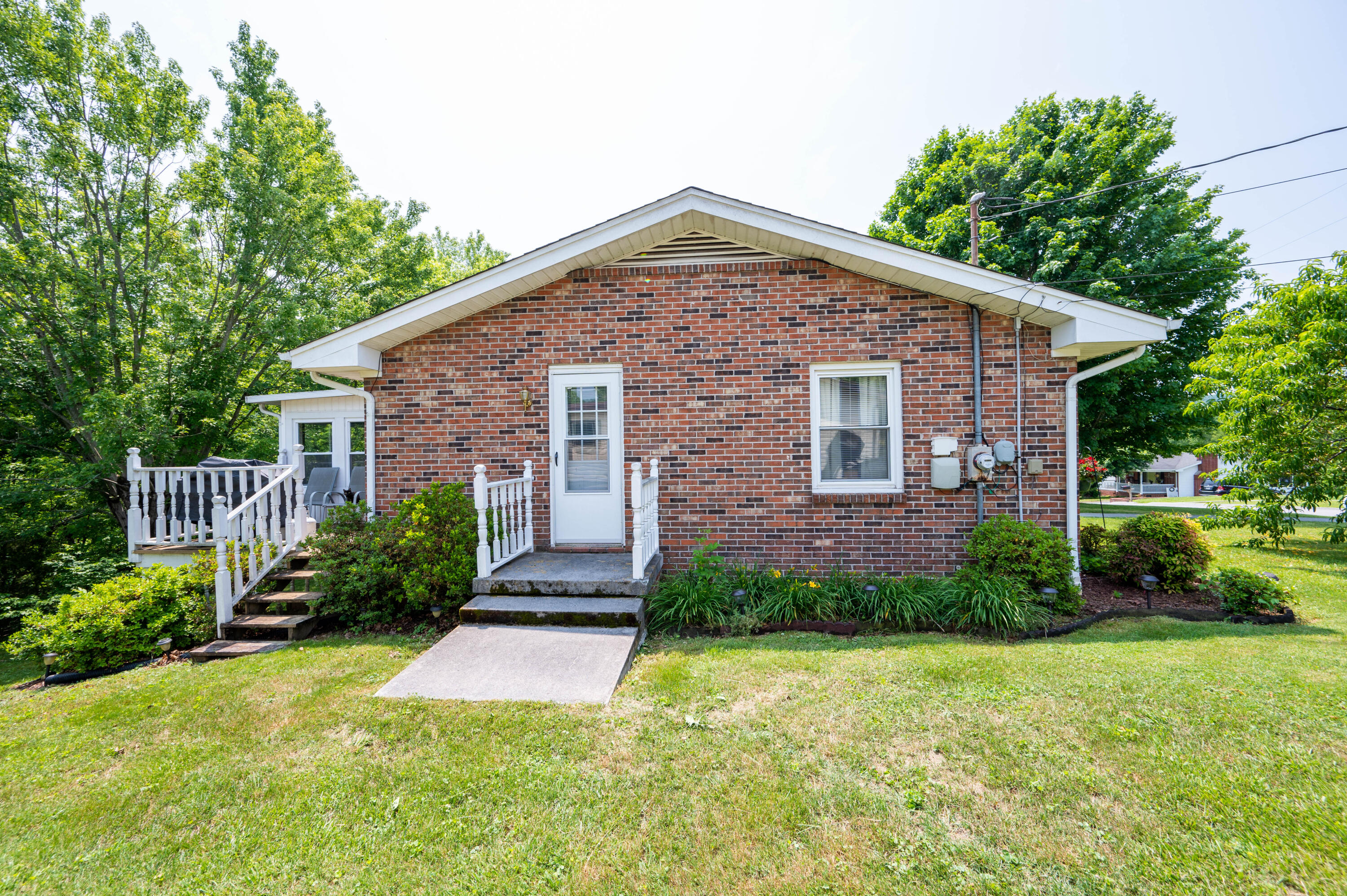 102 Richmond Heights Road