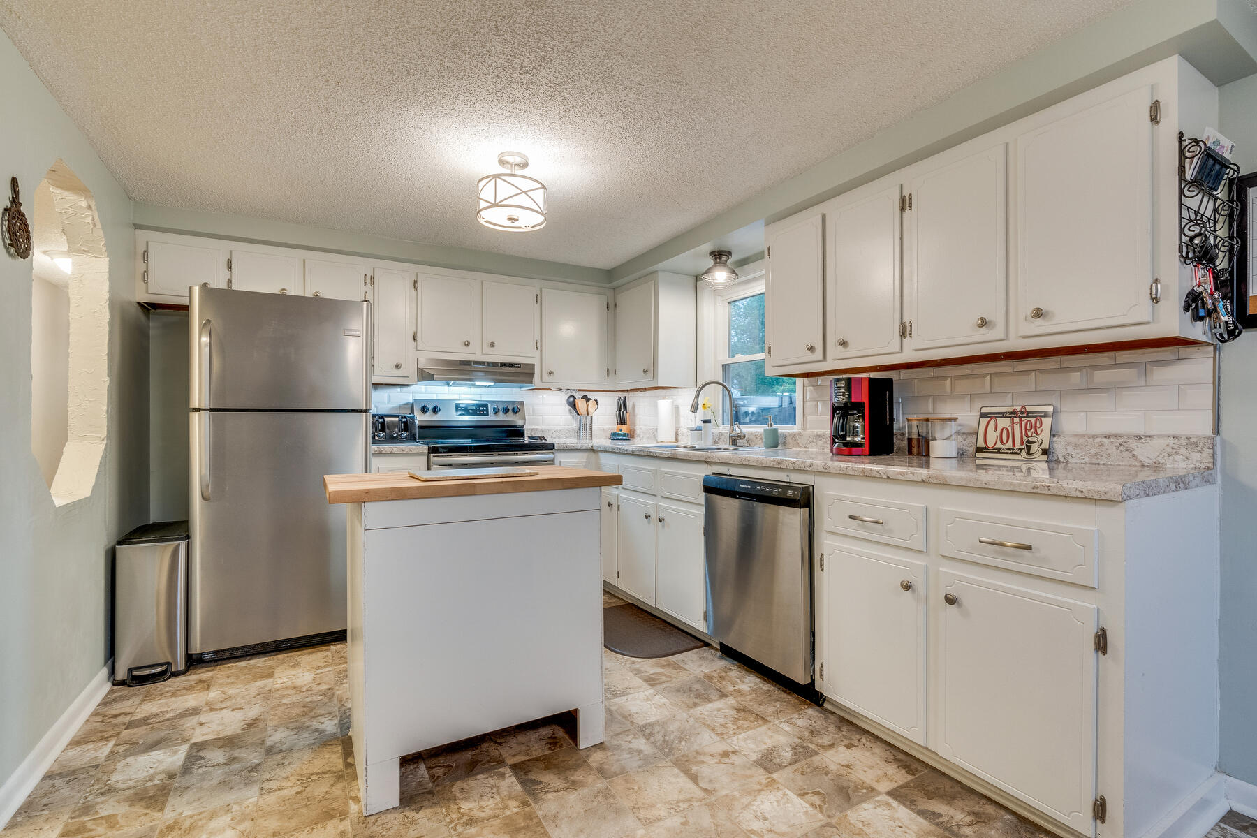 254 Jonesboro Dr Drive
