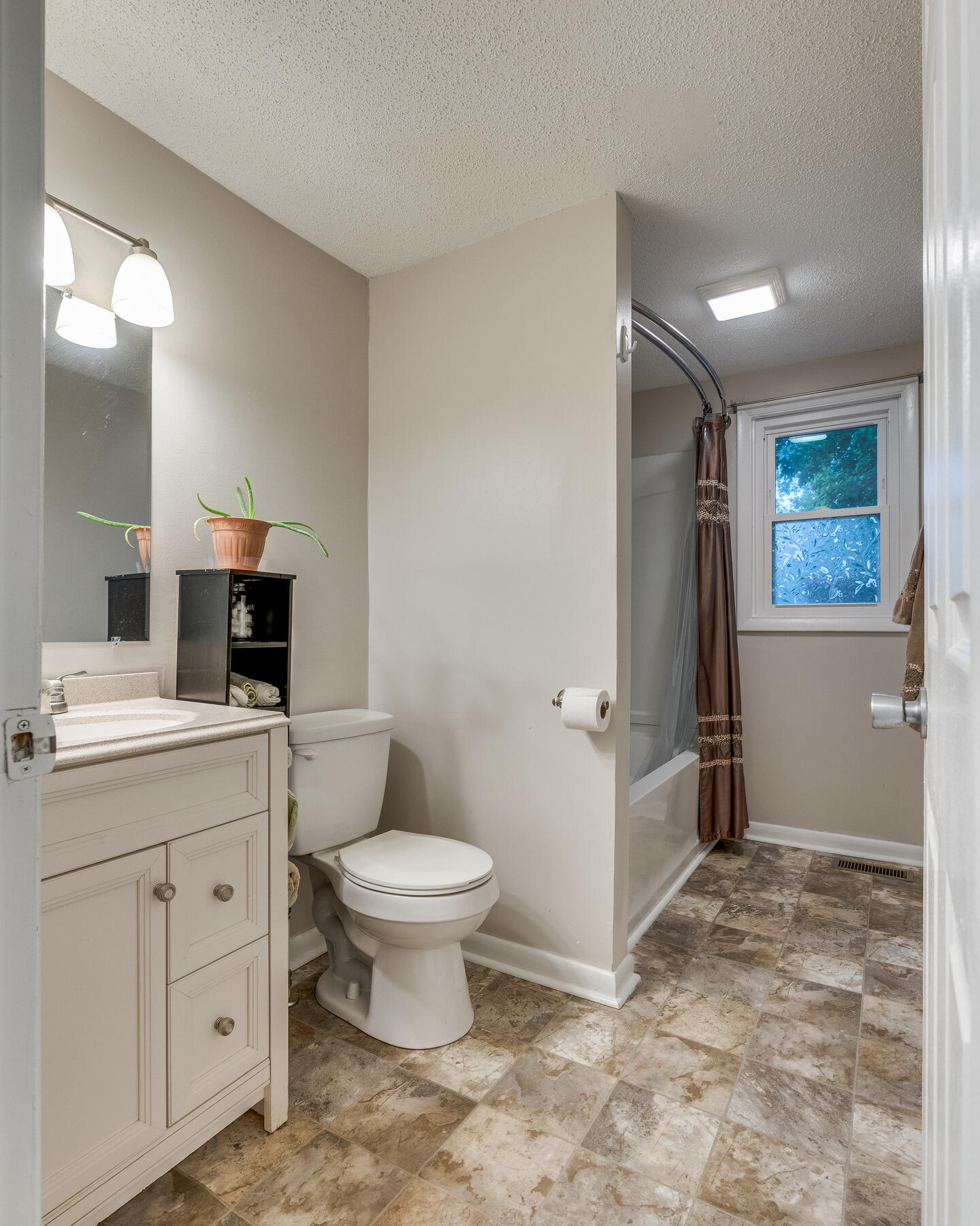 254 Jonesboro Dr Drive