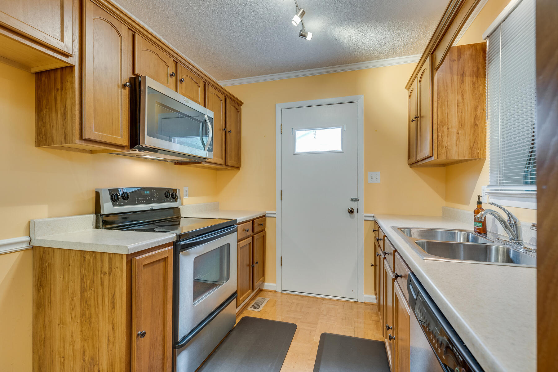 340 Springfield Dr