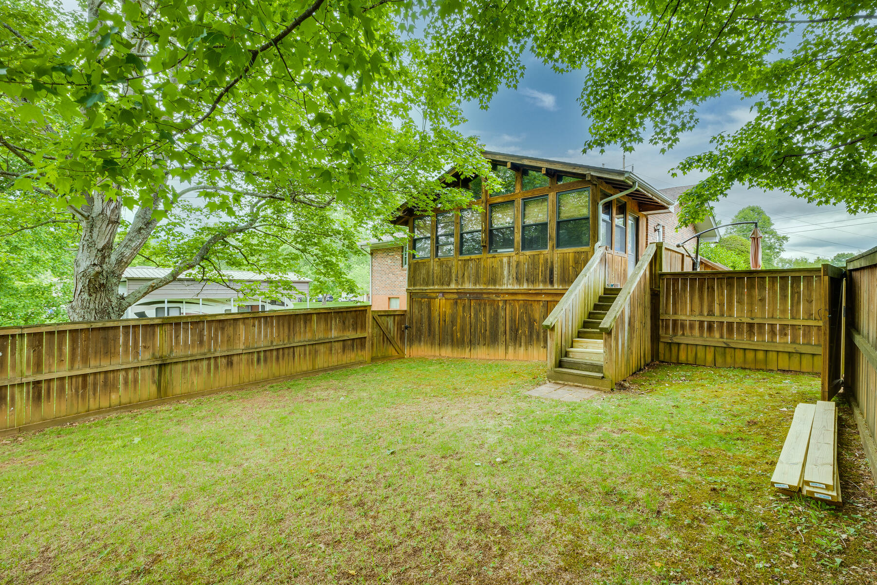 340 Springfield Dr