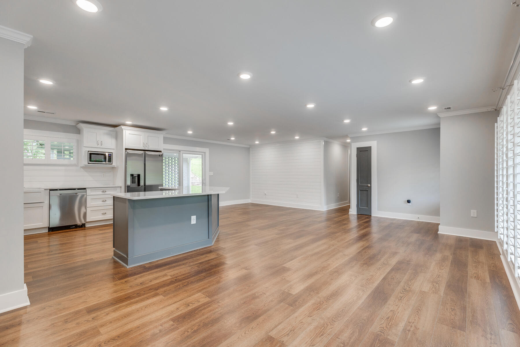 3322 Roller Drive