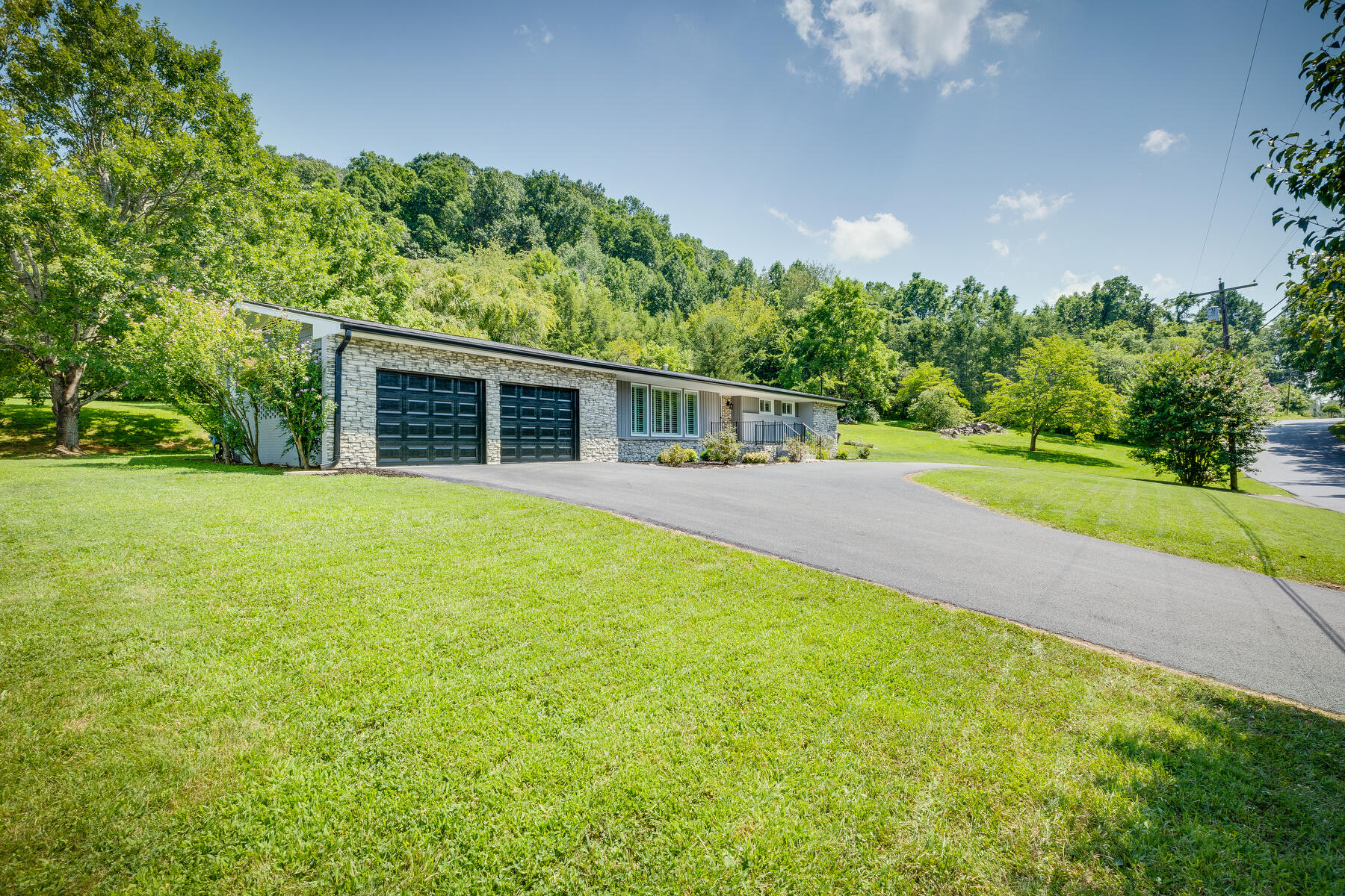 3322 Roller Drive