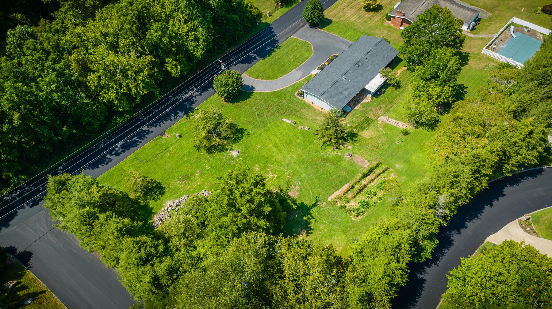 3322 Roller Drive