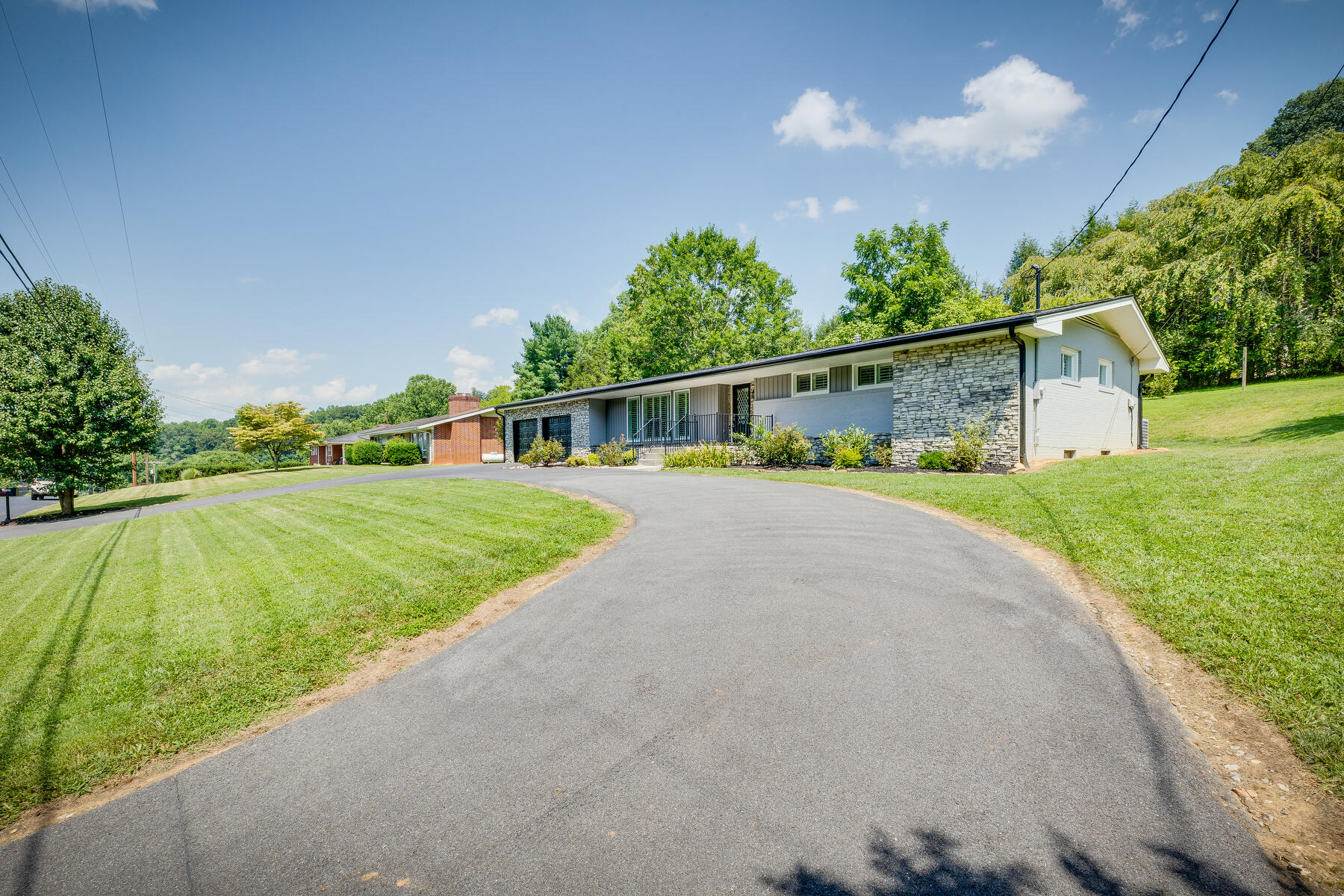 3322 Roller Drive