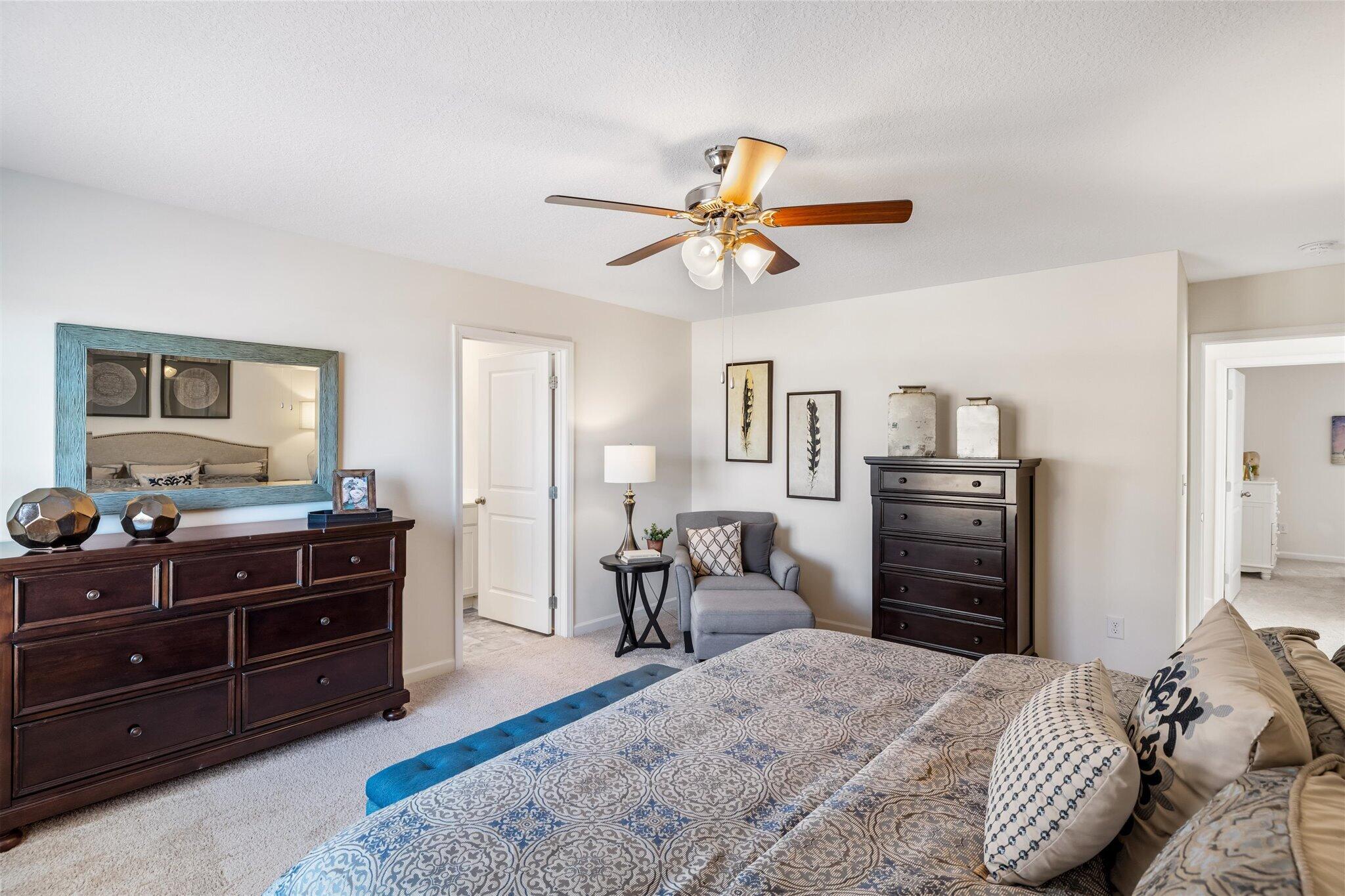 571 Sedgewick Wy