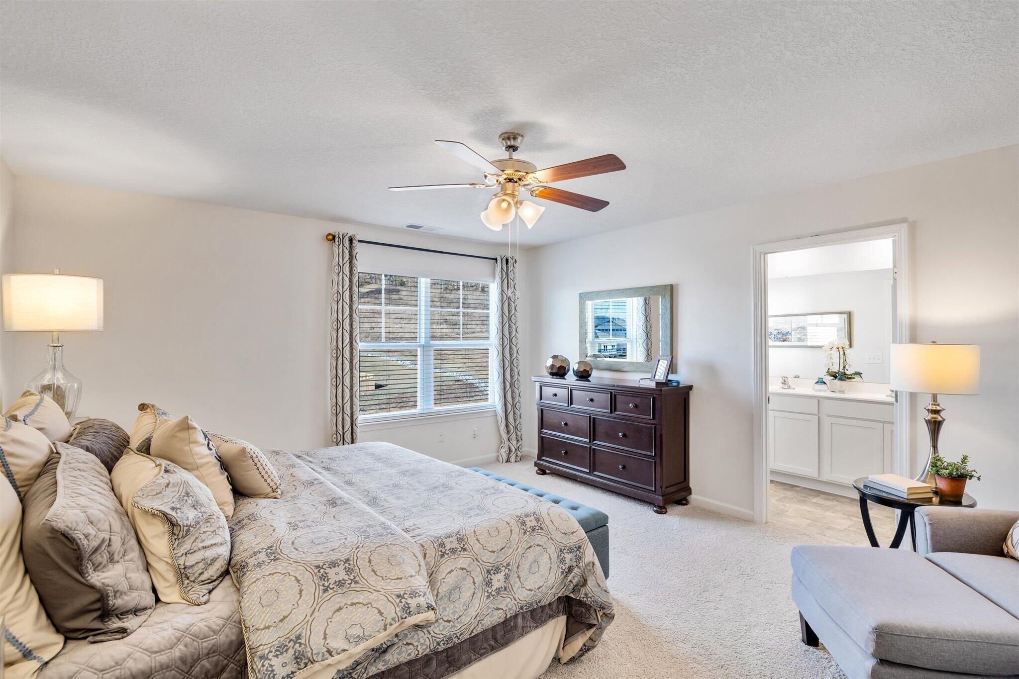 571 Sedgewick Wy