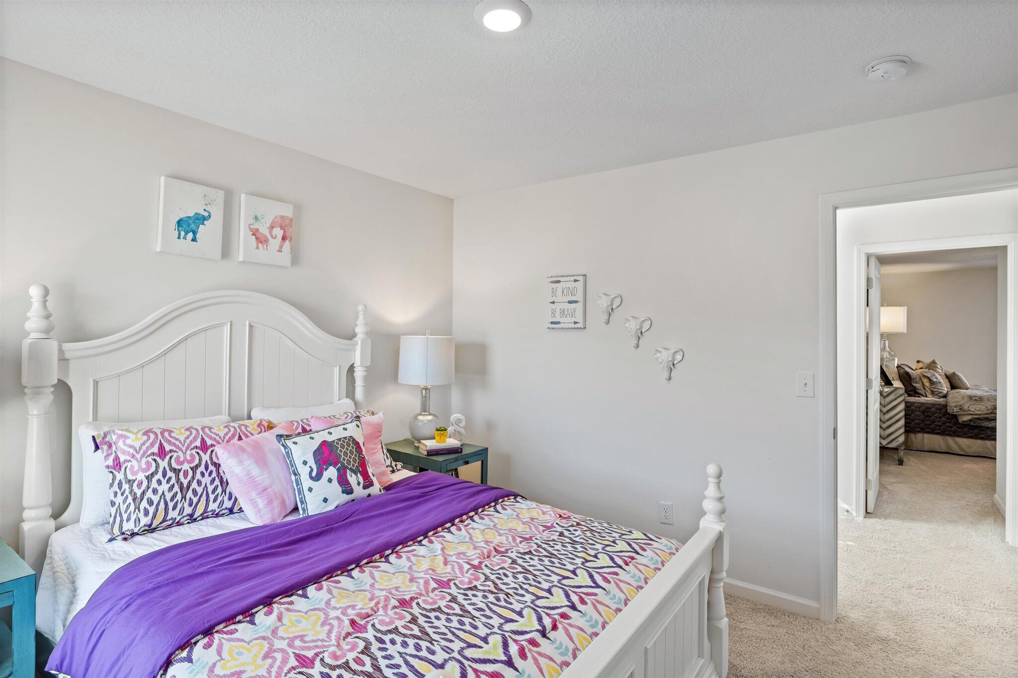571 Sedgewick Wy