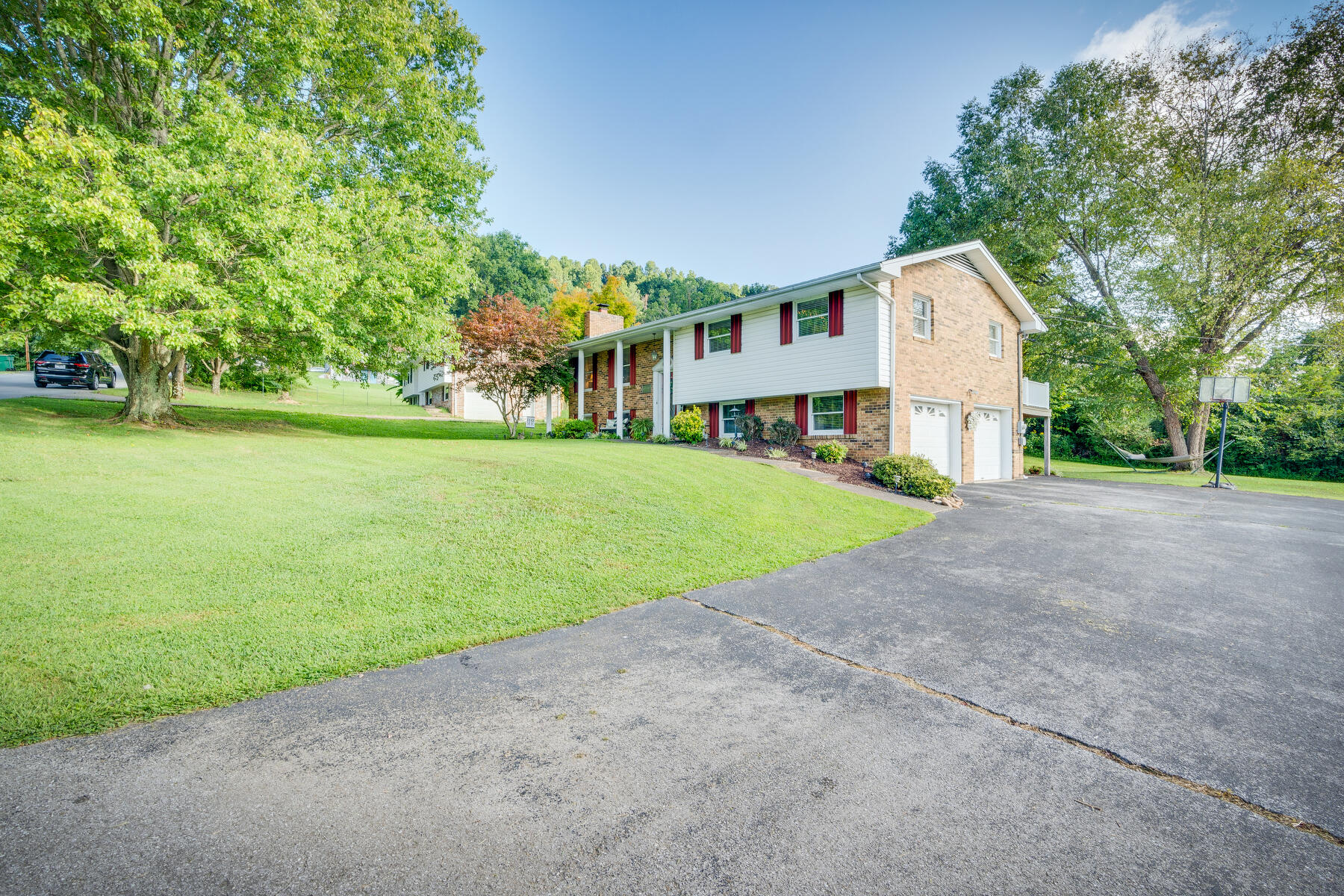 112 Lemay Drive