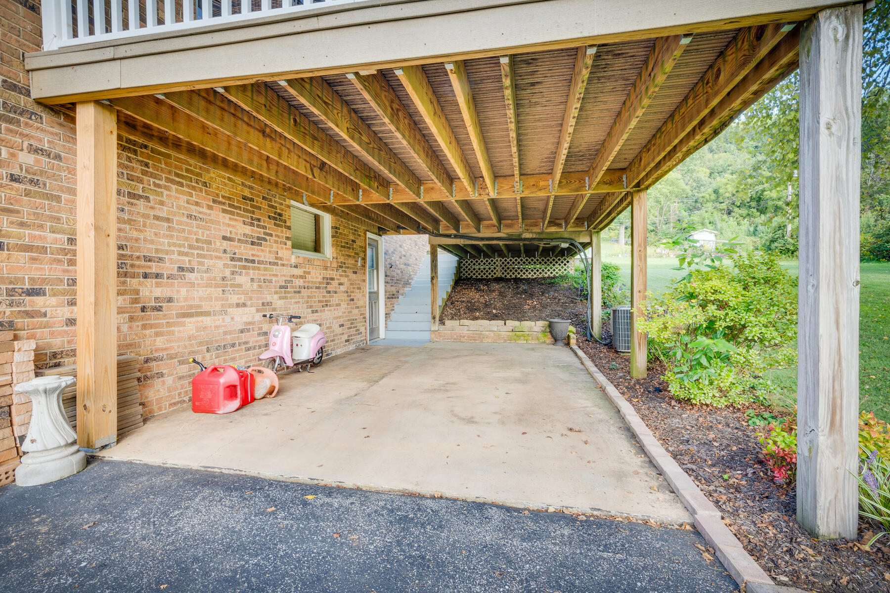 112 Lemay Drive