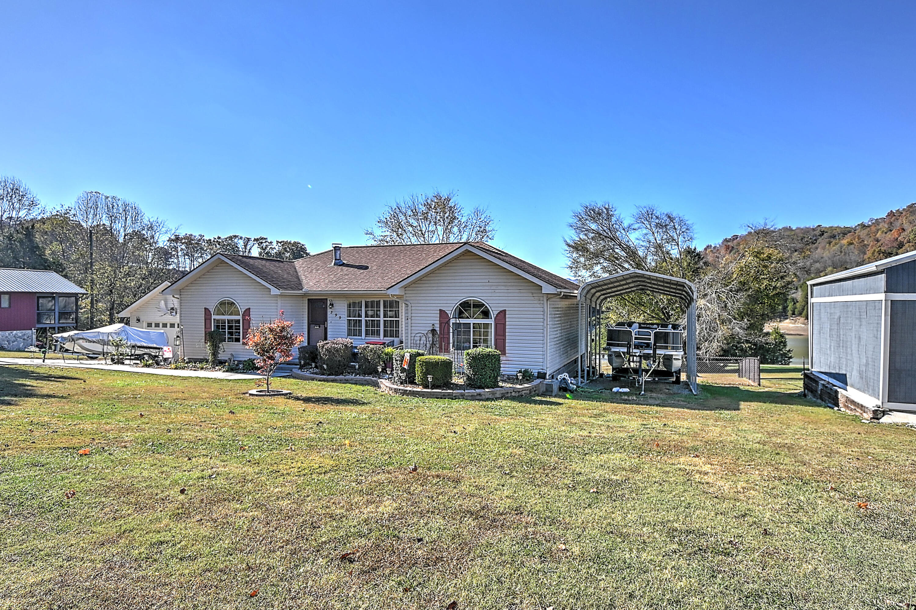 399 Horseshoe Bend Road