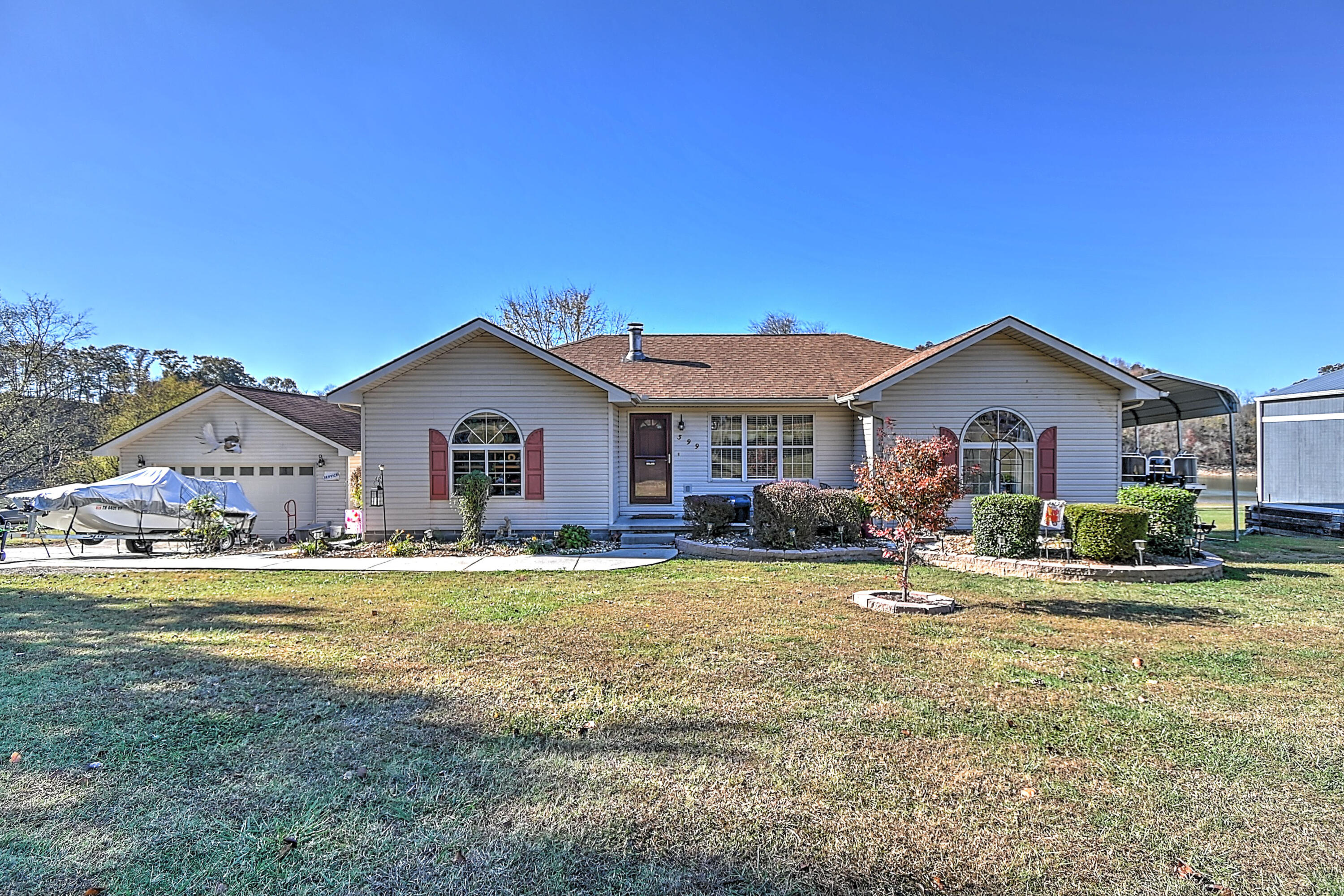 399 Horseshoe Bend Road