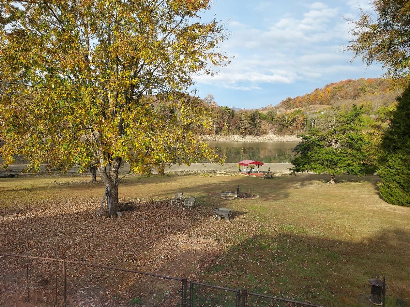 399 Horseshoe Bend Road