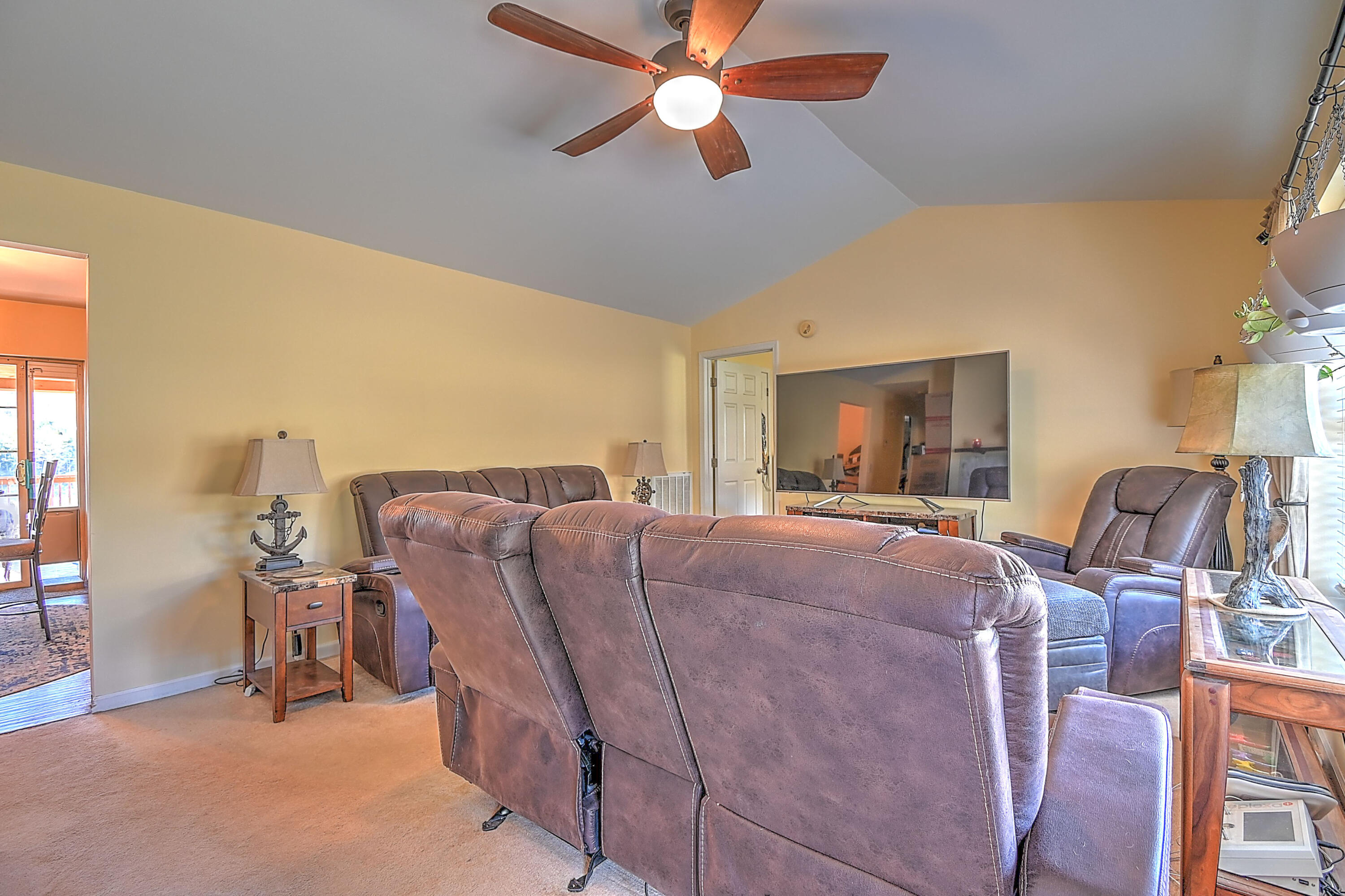 399 Horseshoe Bend Road