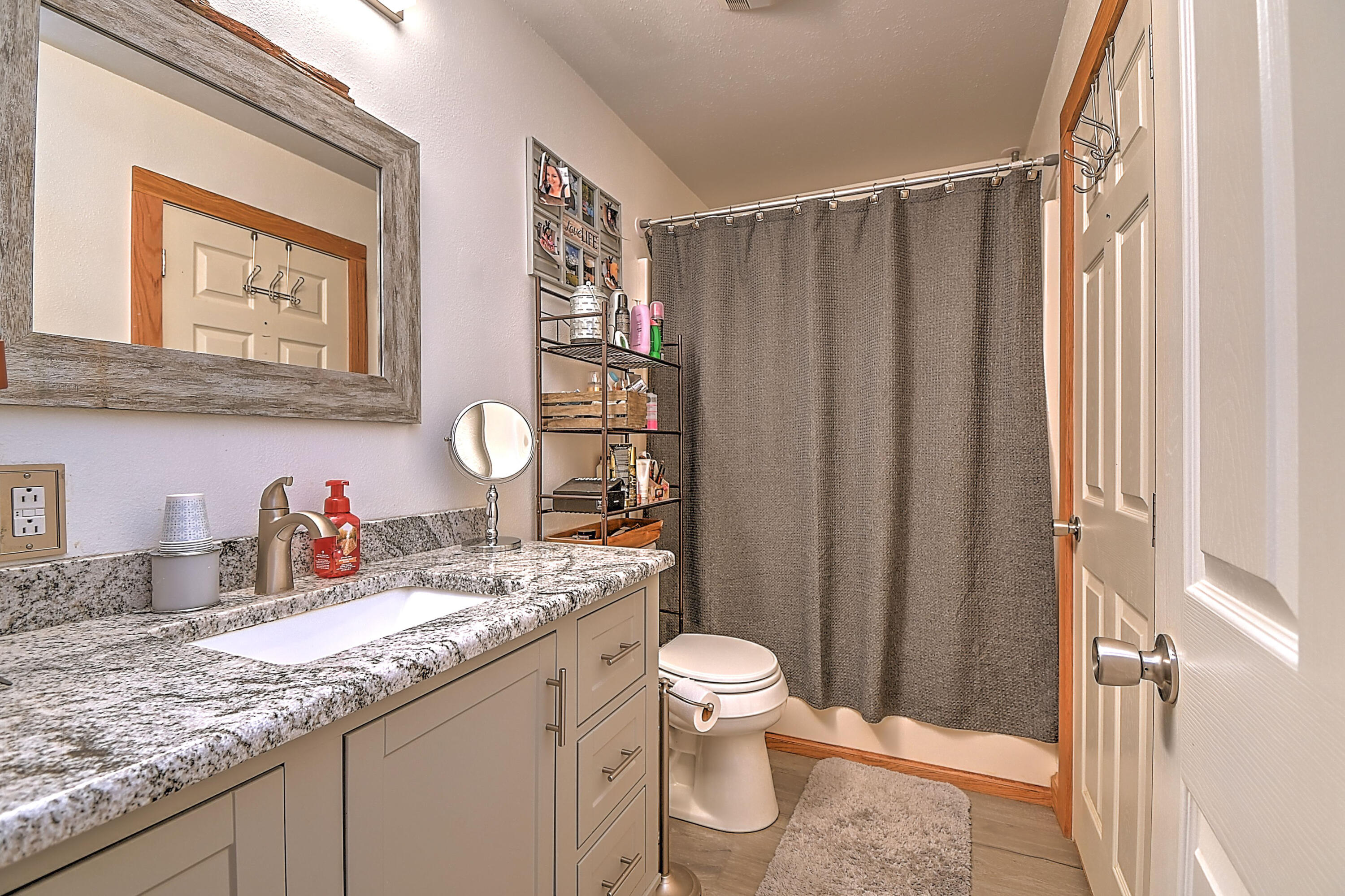 399 Horseshoe Bend Road