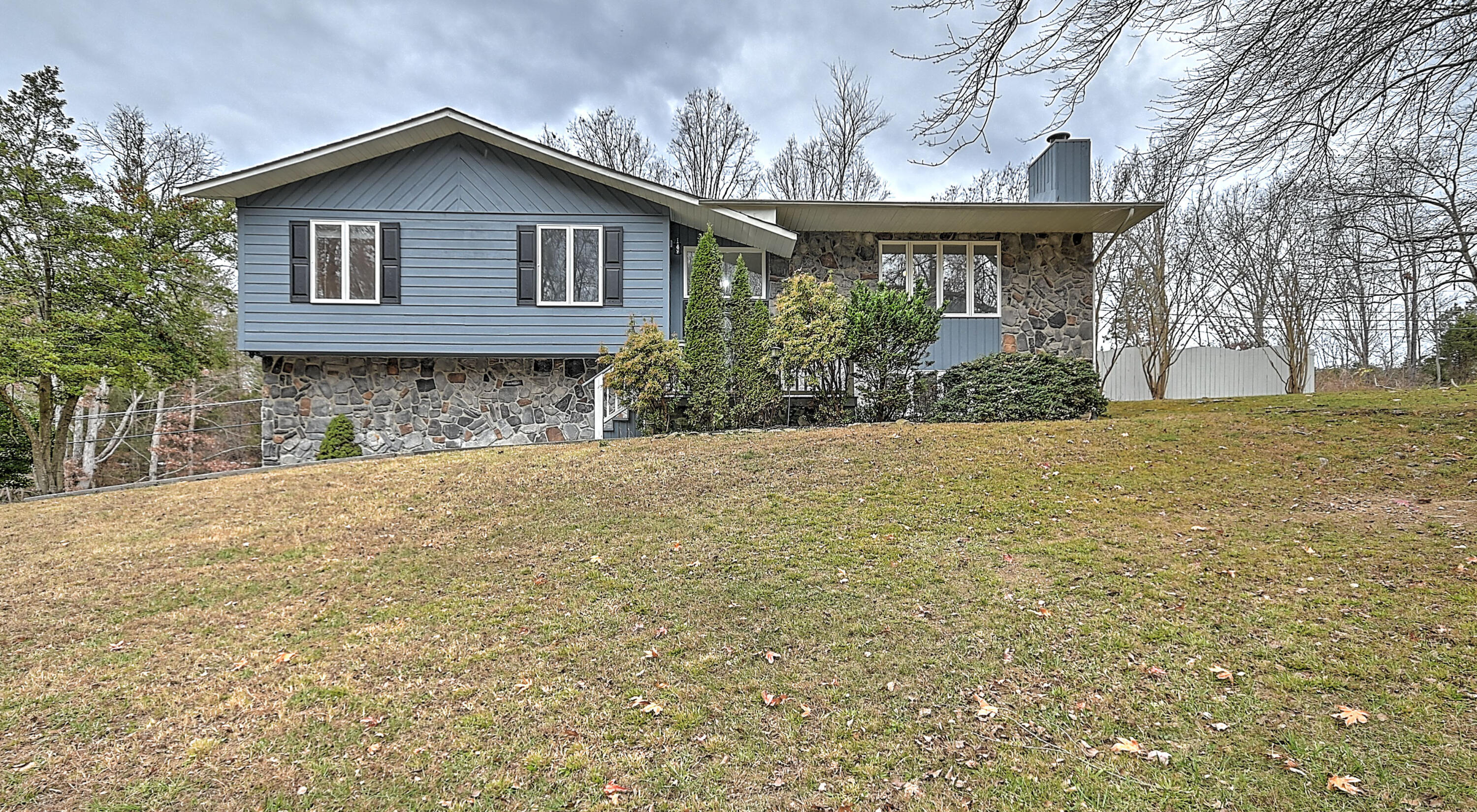 1924 Birchwood Rd