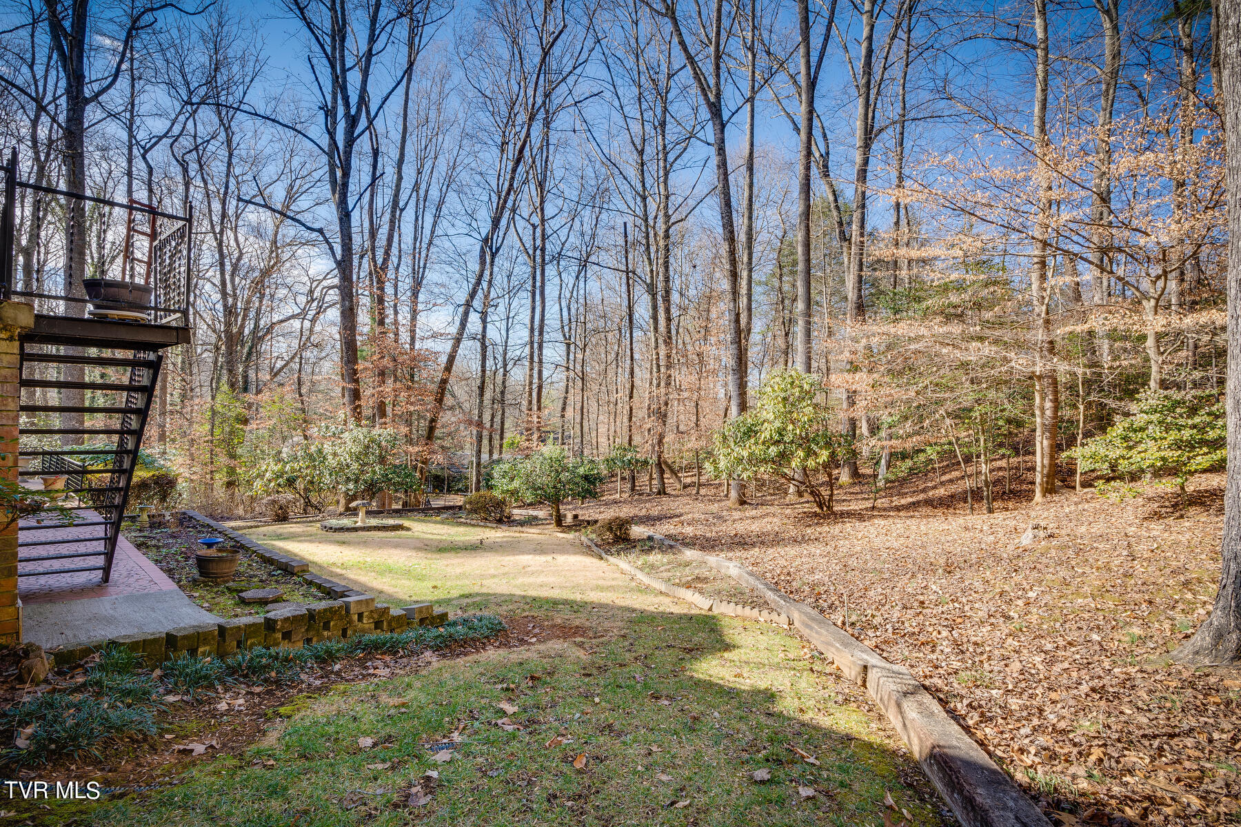 408 Robin Road