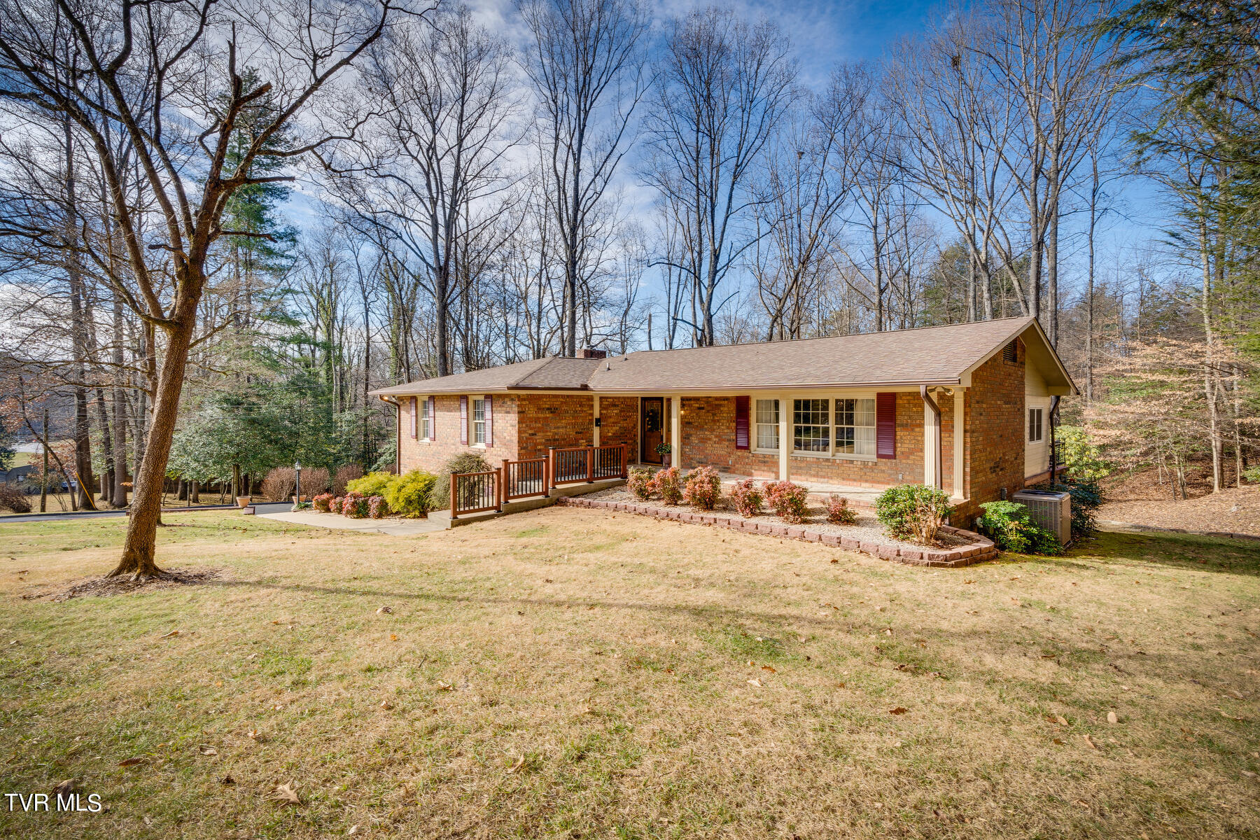 408 Robin Road