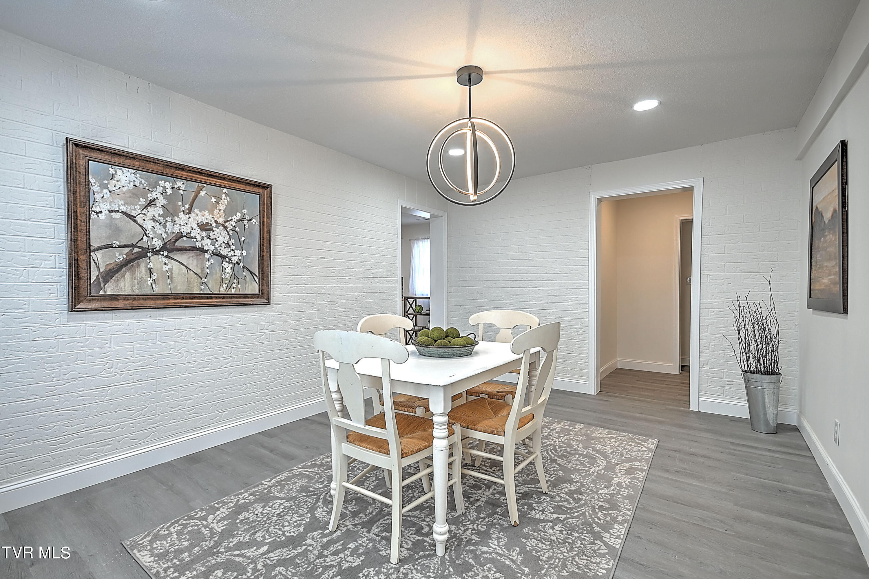 282 Shannon View Road