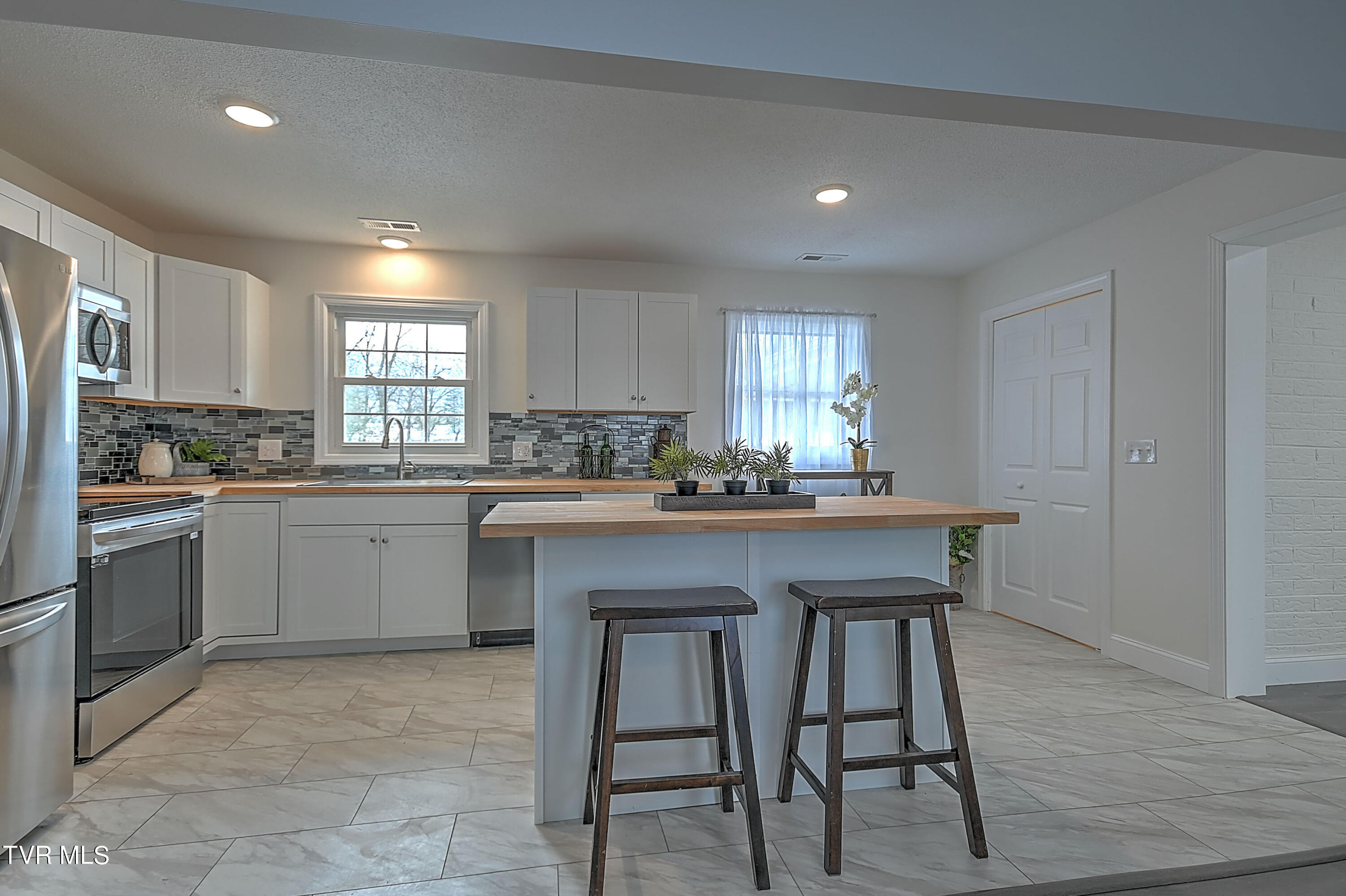 282 Shannon View Road