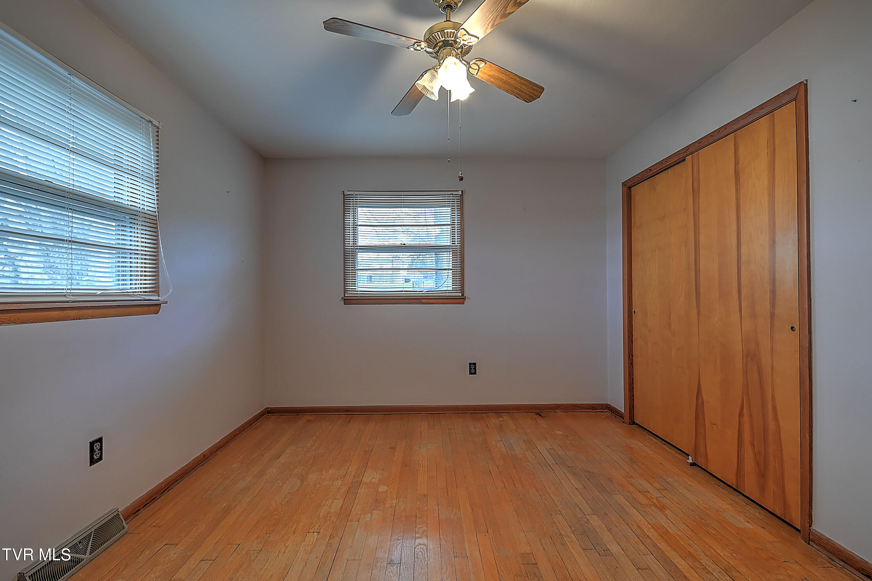 127 Echo Lane