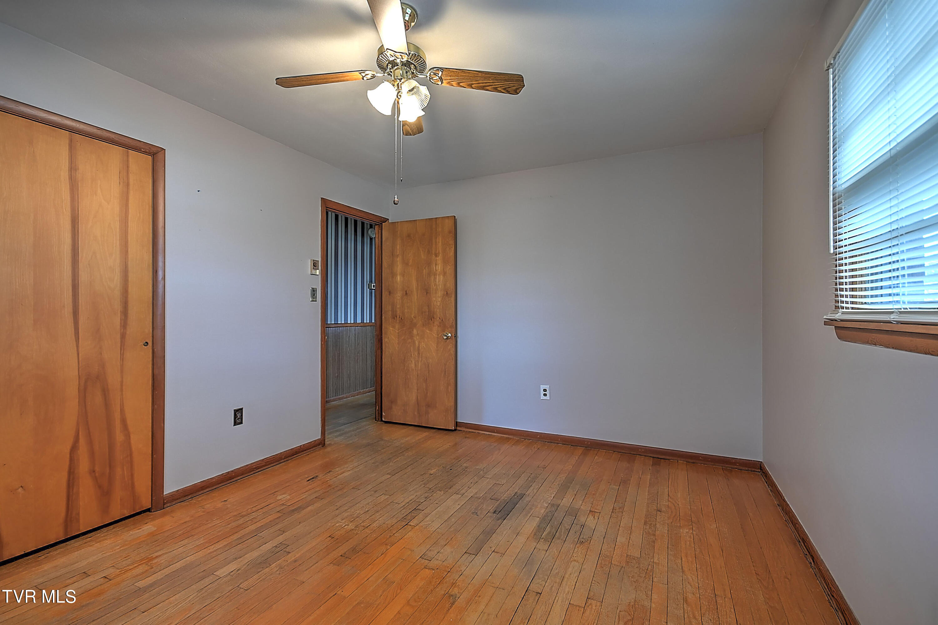 127 Echo Lane