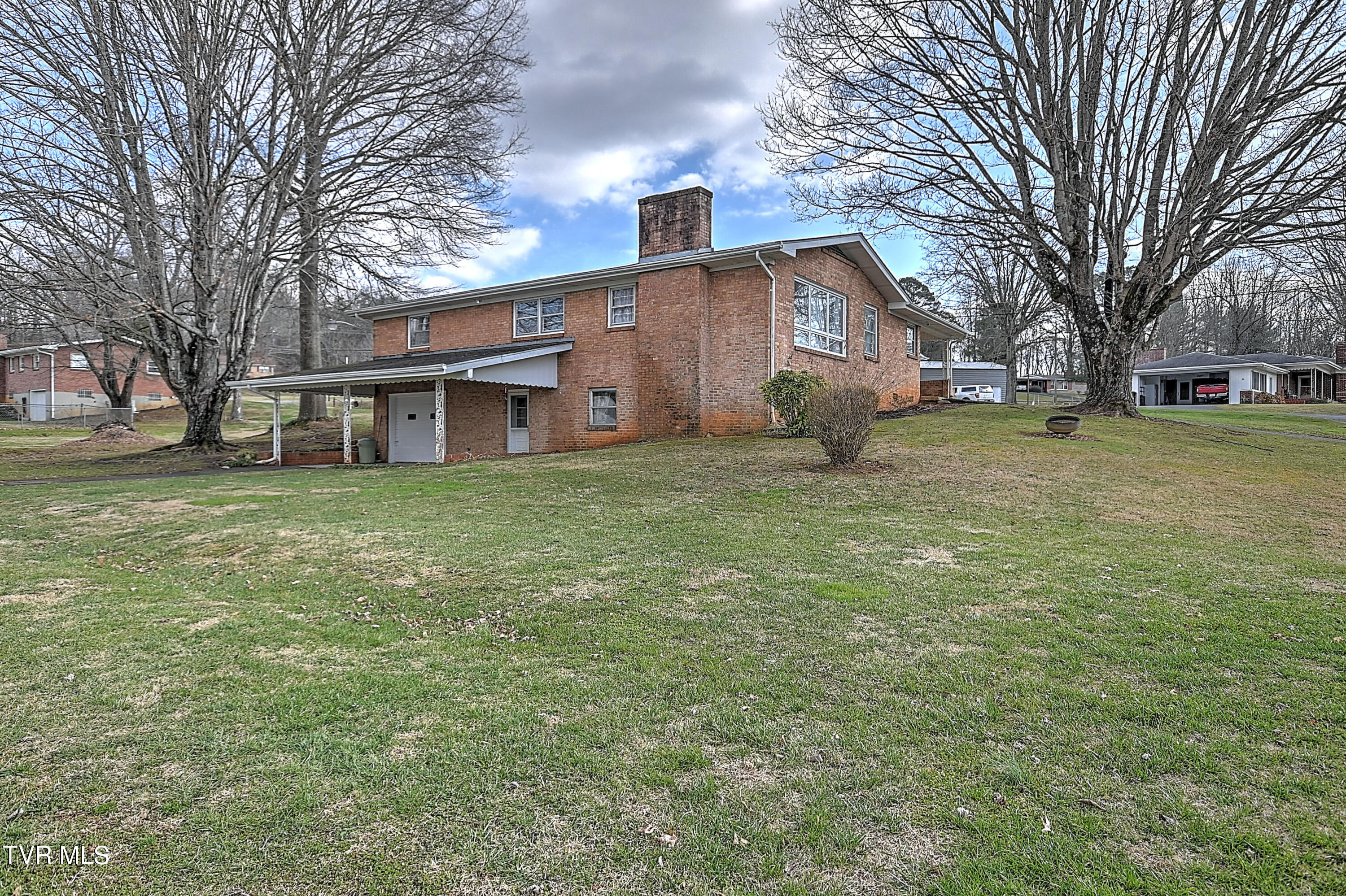 127 Echo Lane