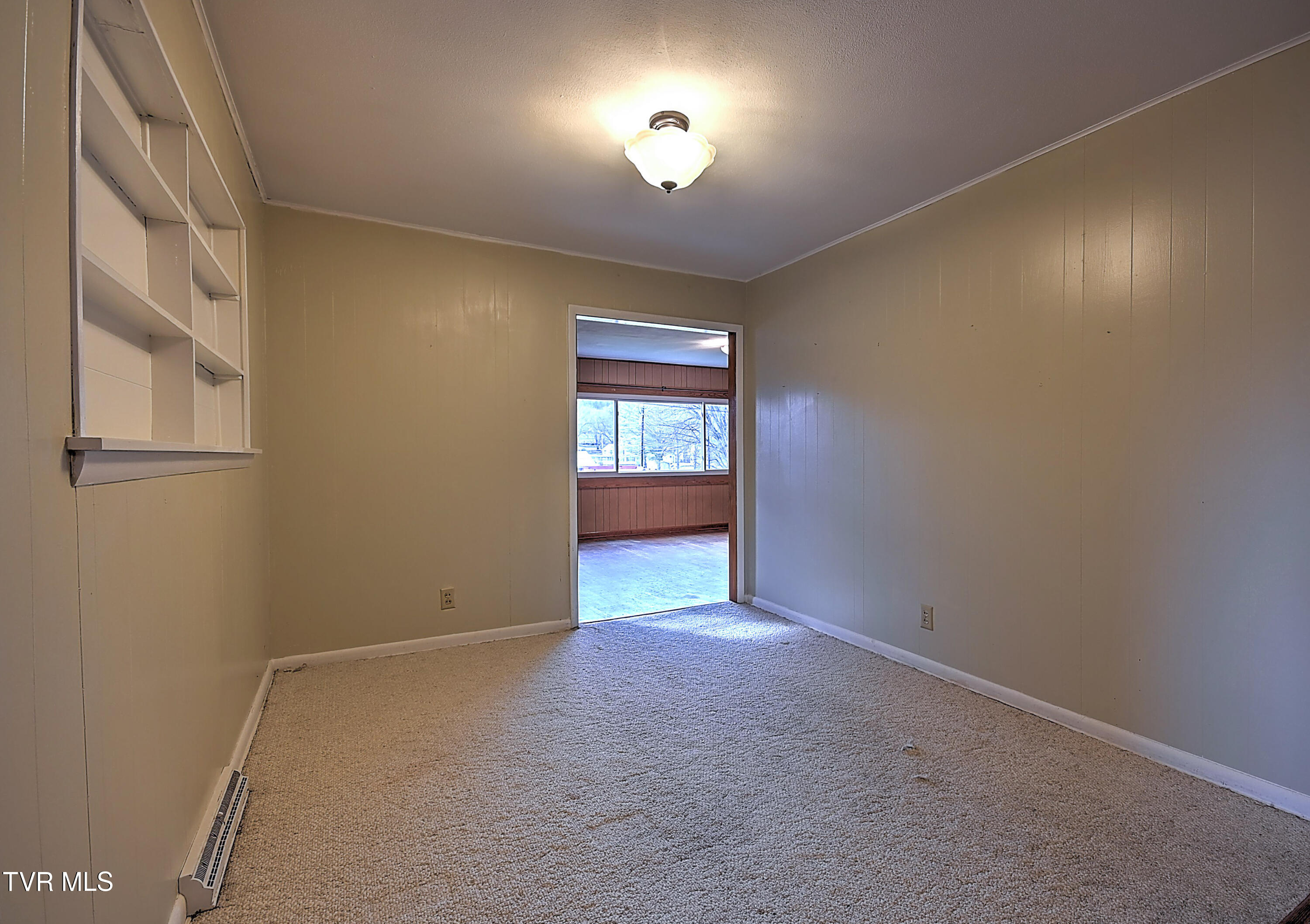 135 Dinsmore Road