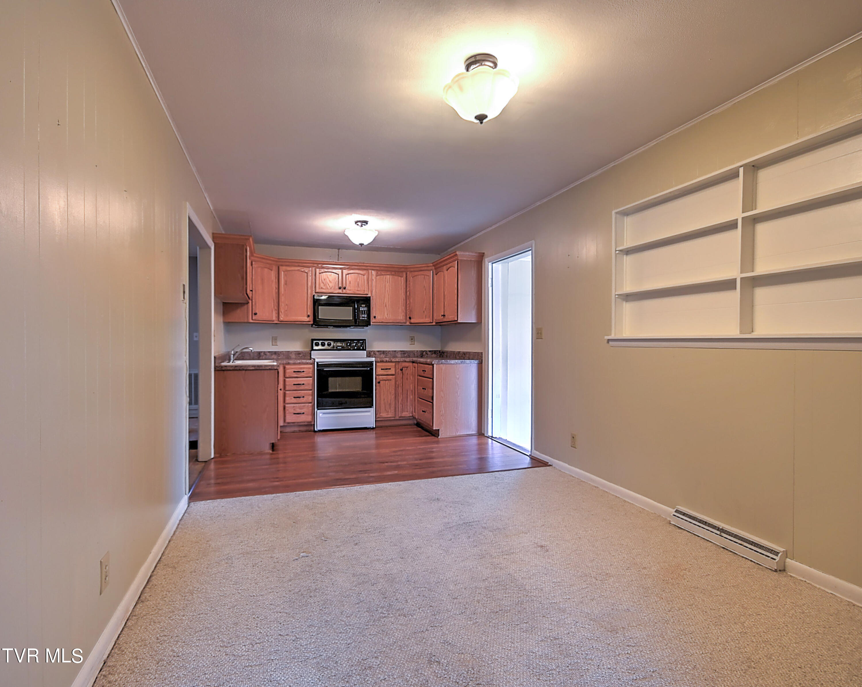 135 Dinsmore Road