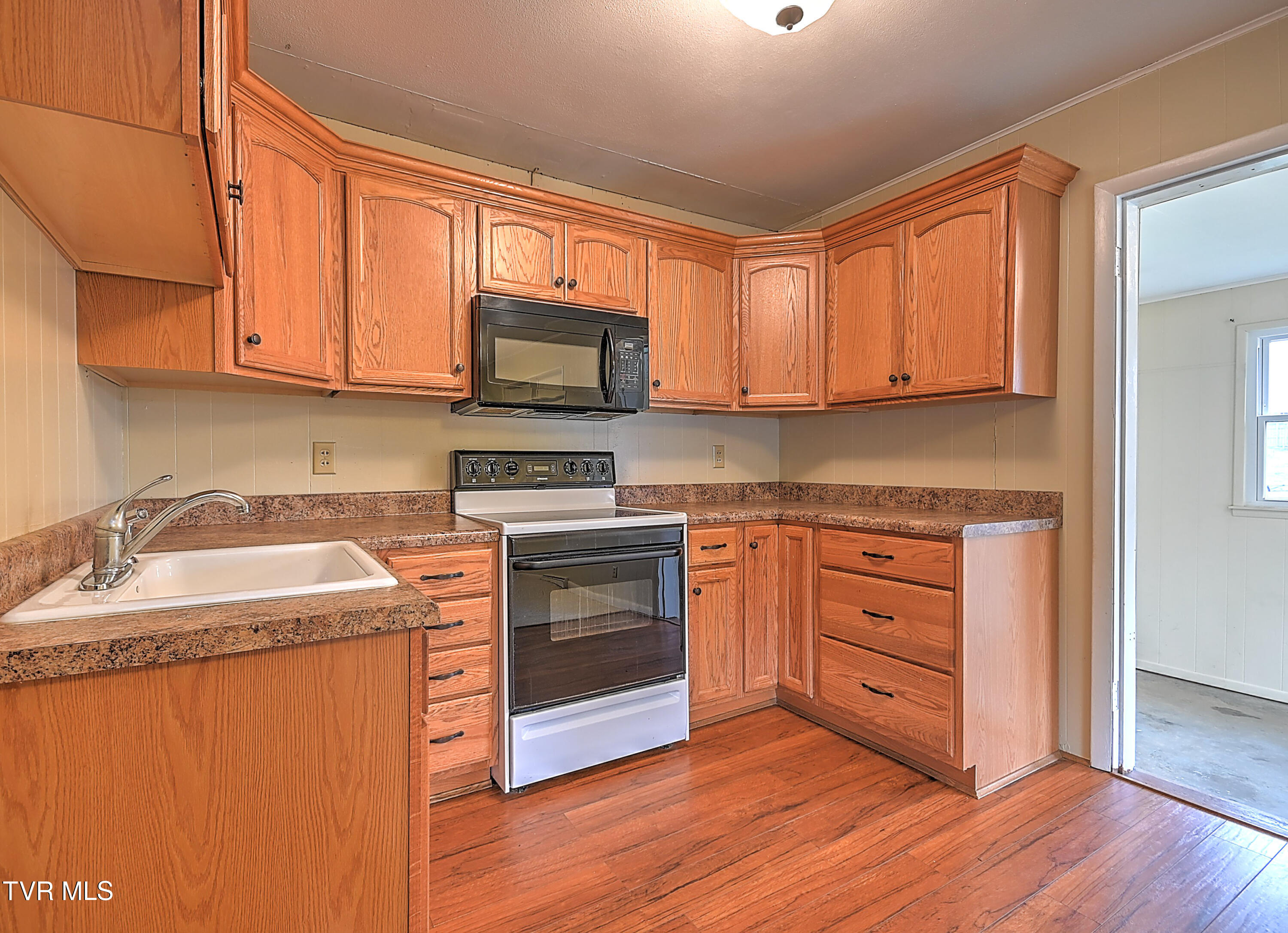 135 Dinsmore Road