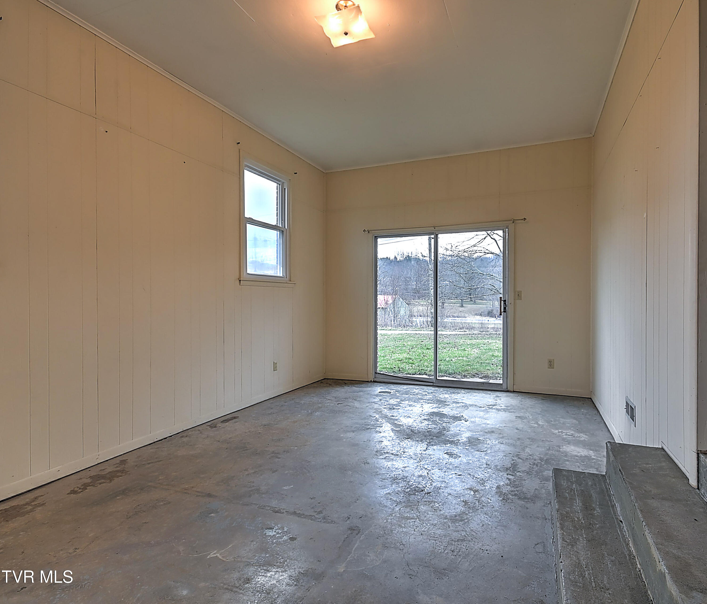 135 Dinsmore Road