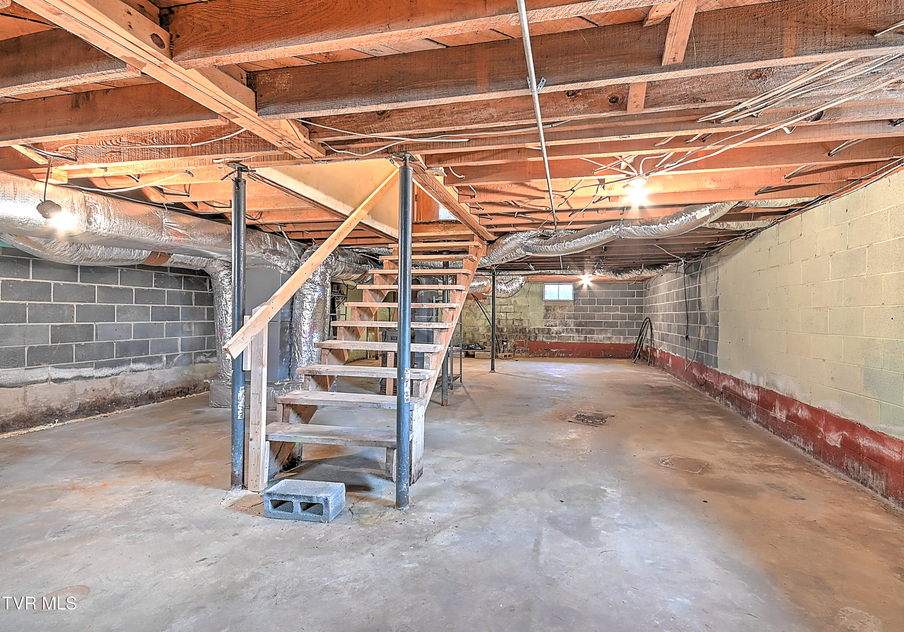 135 Dinsmore Road