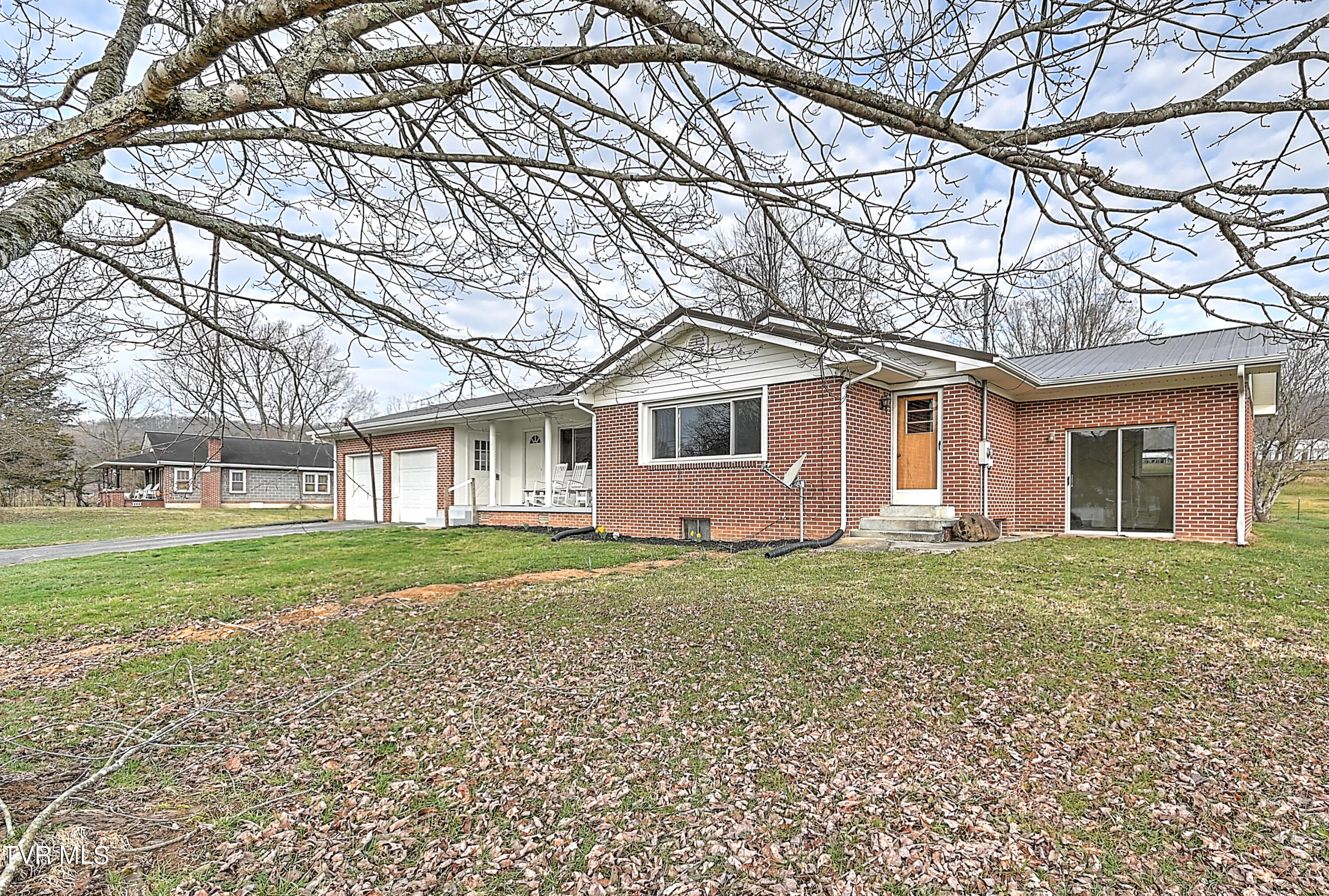 135 Dinsmore Road