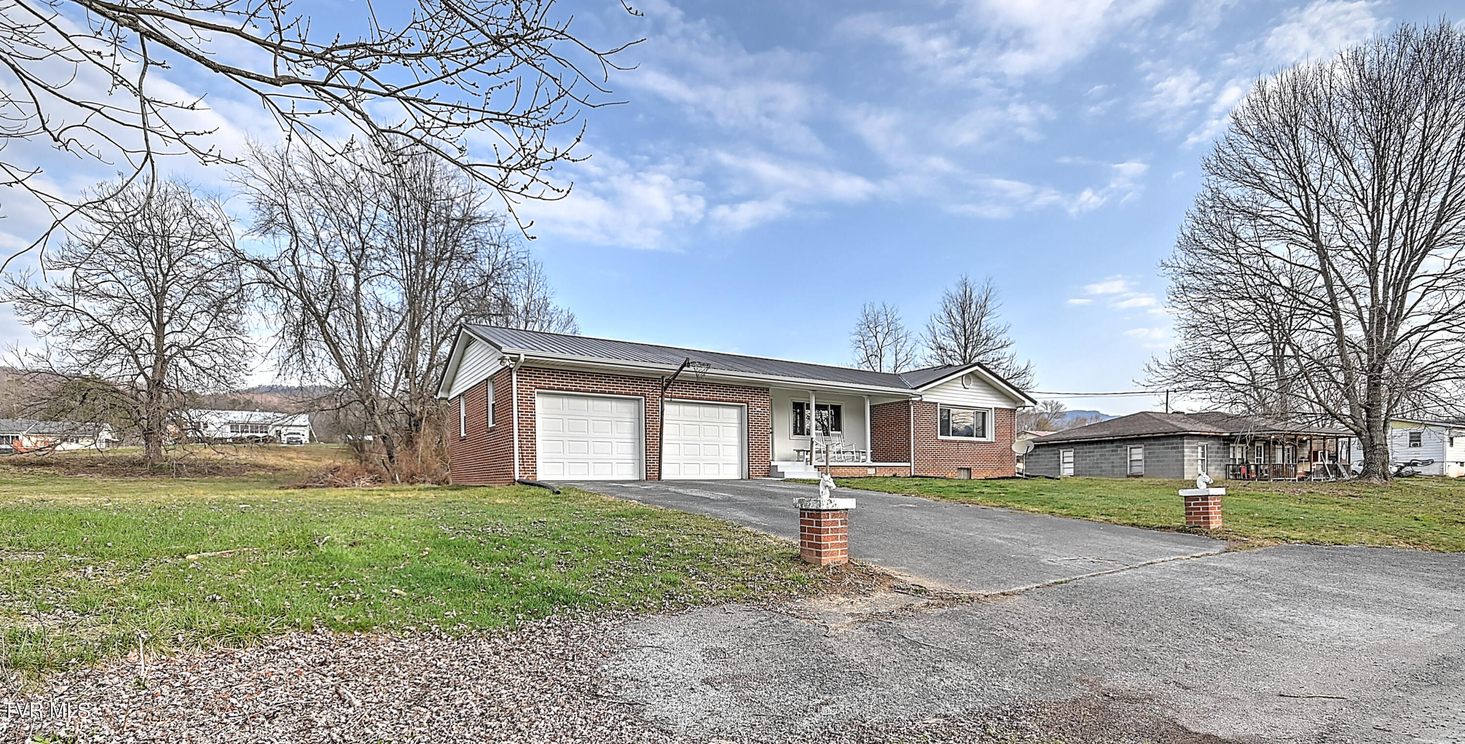 135 Dinsmore Road
