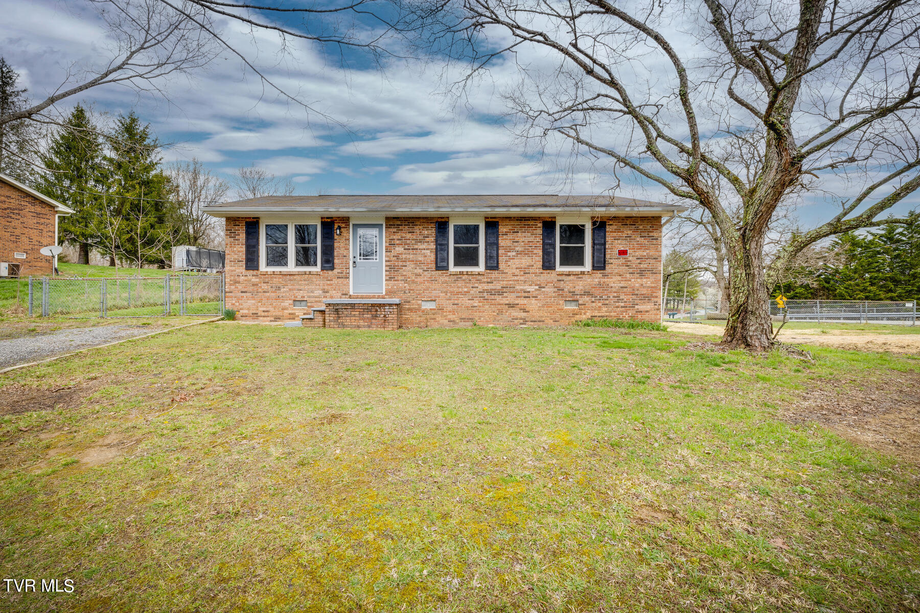 472 Lenoir Road