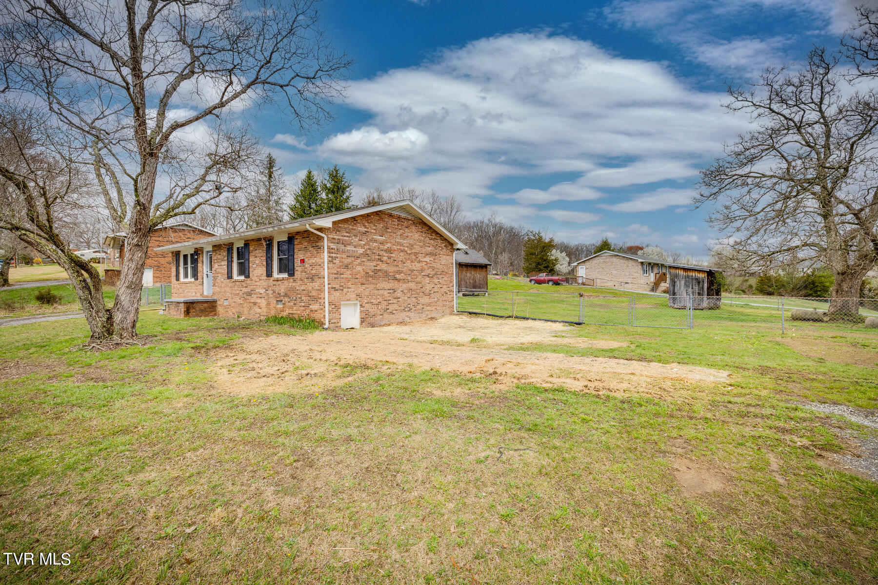 472 Lenoir Road