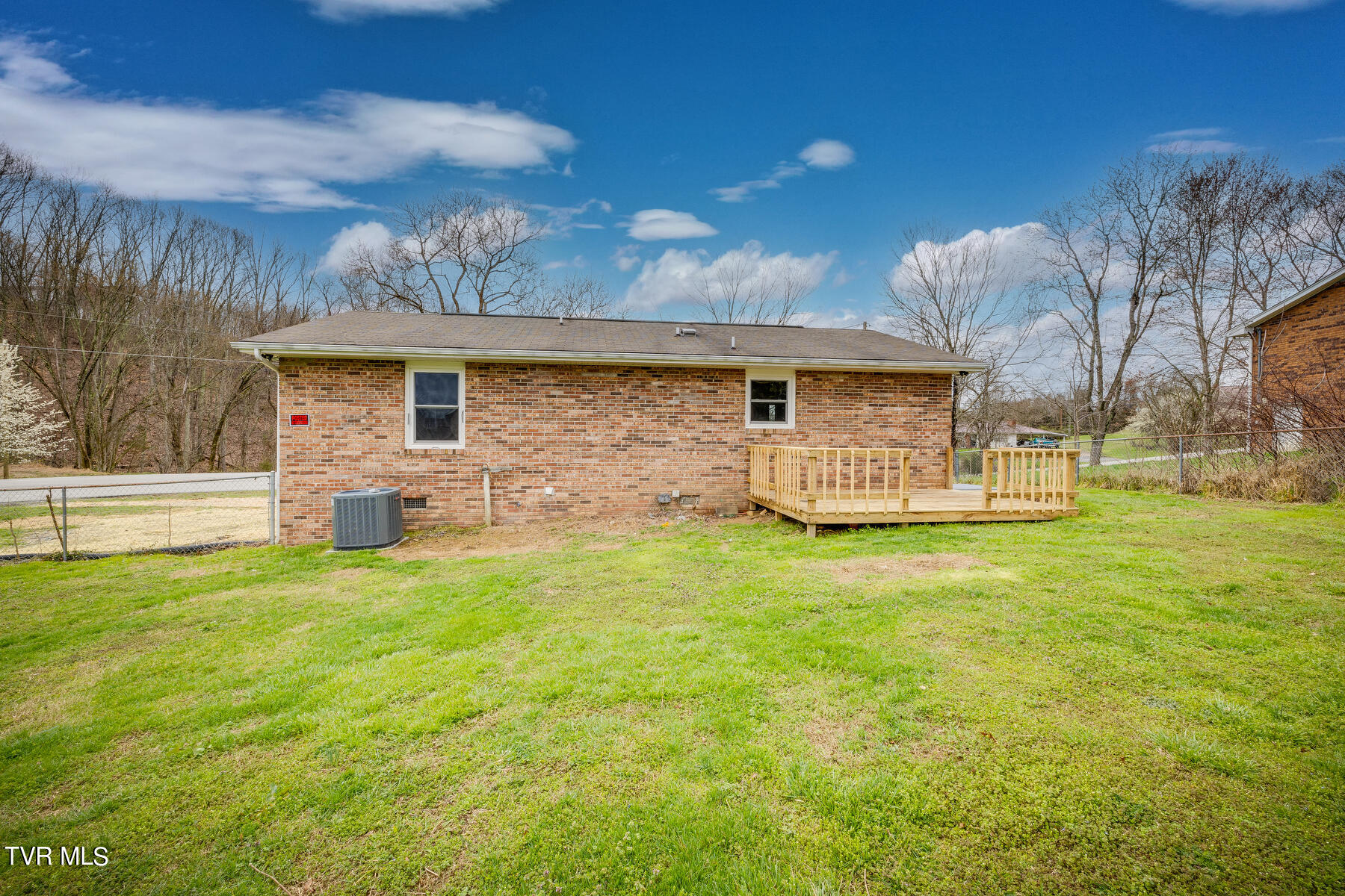 472 Lenoir Road