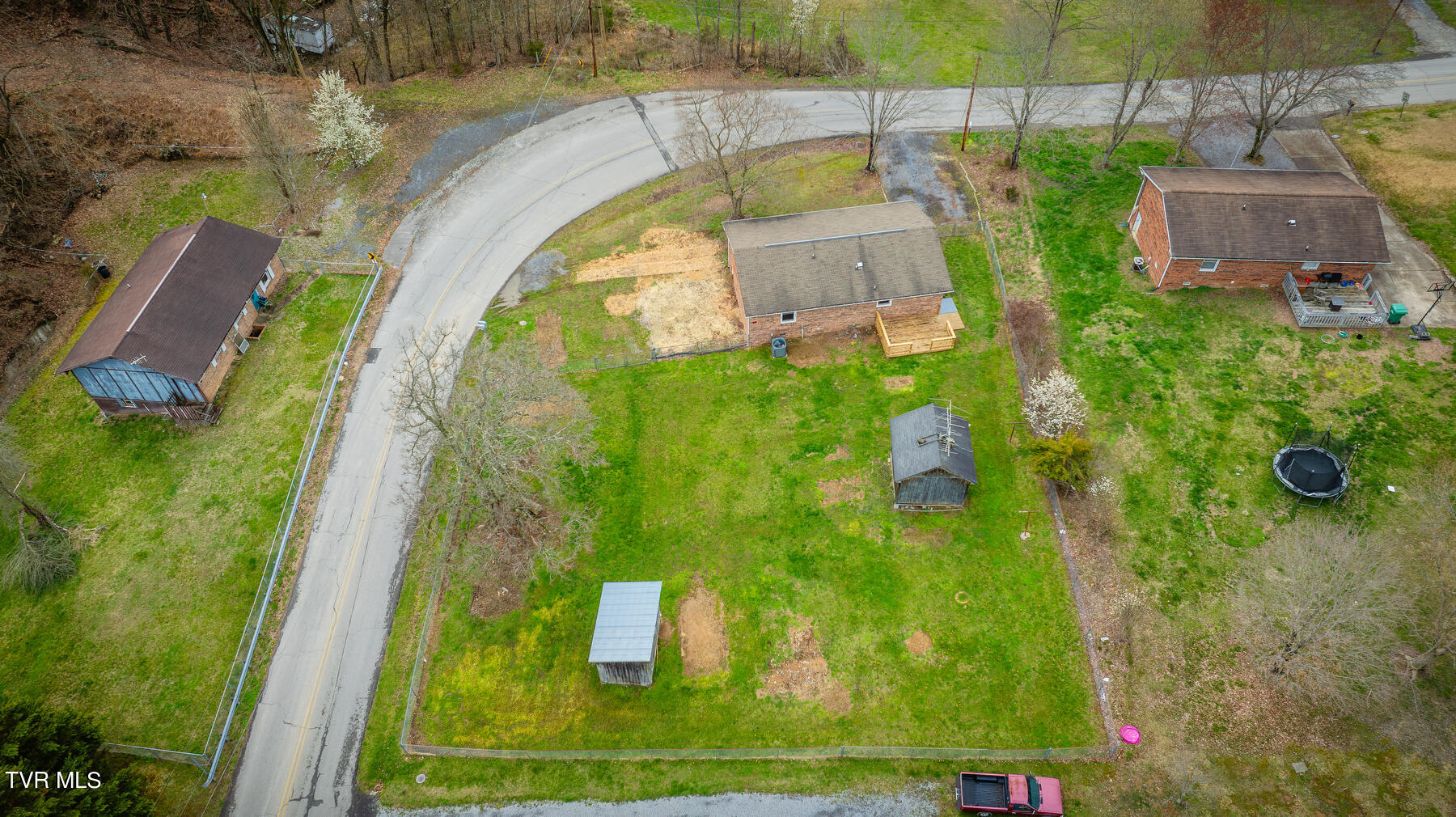 472 Lenoir Road