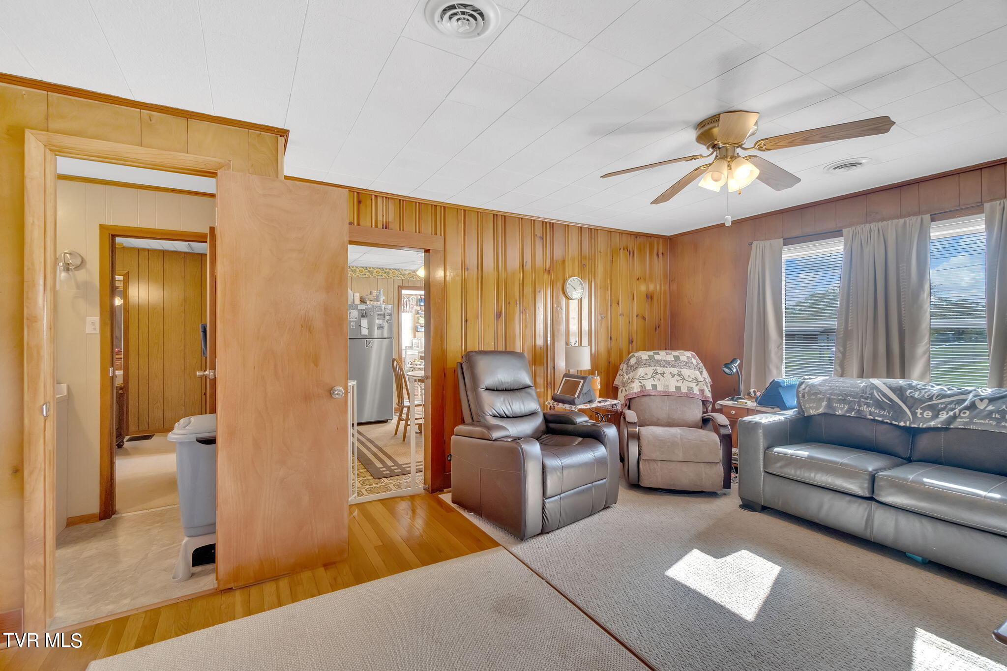 762 East Carters Valley Road