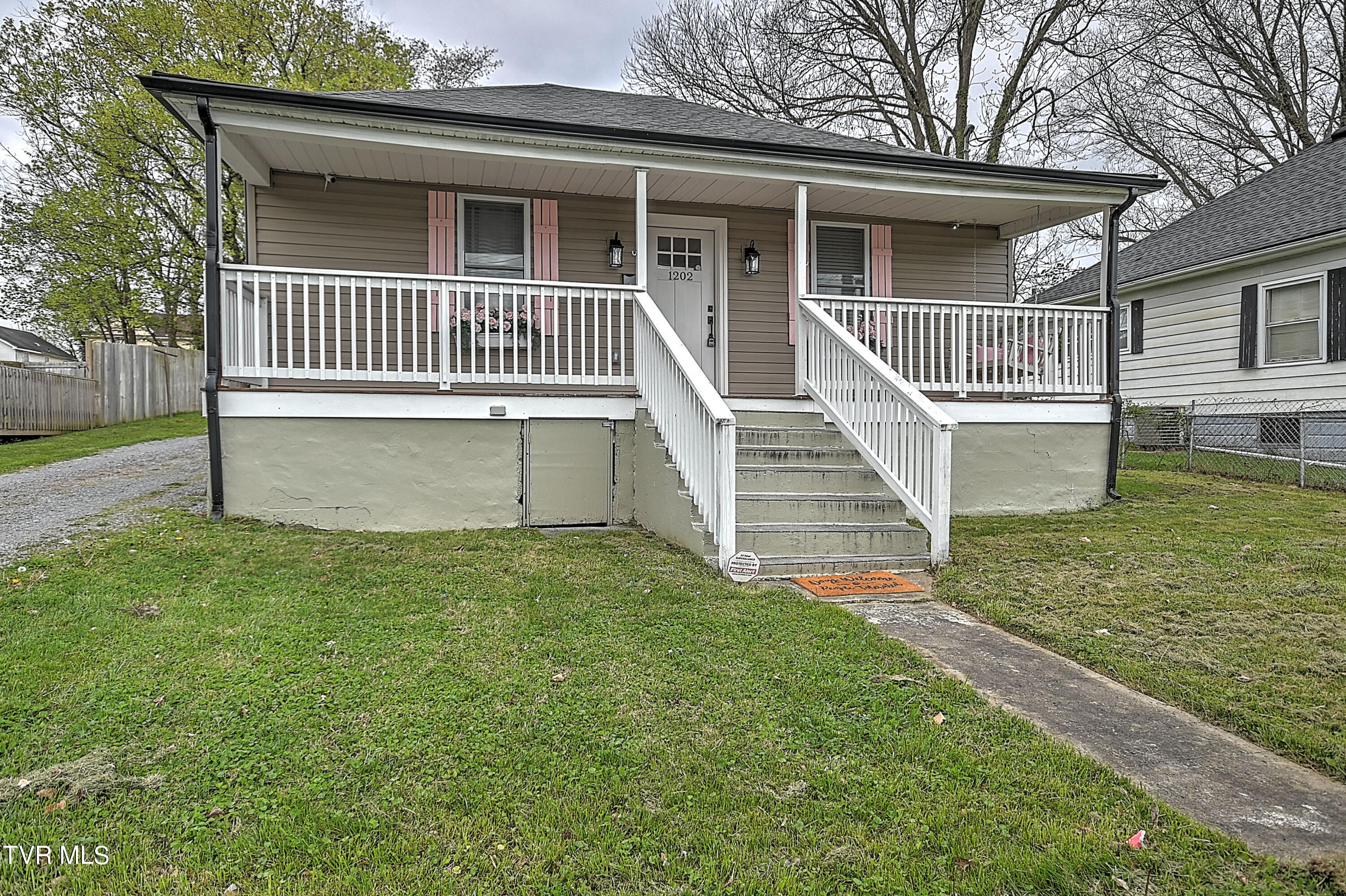 1202 Golf Street