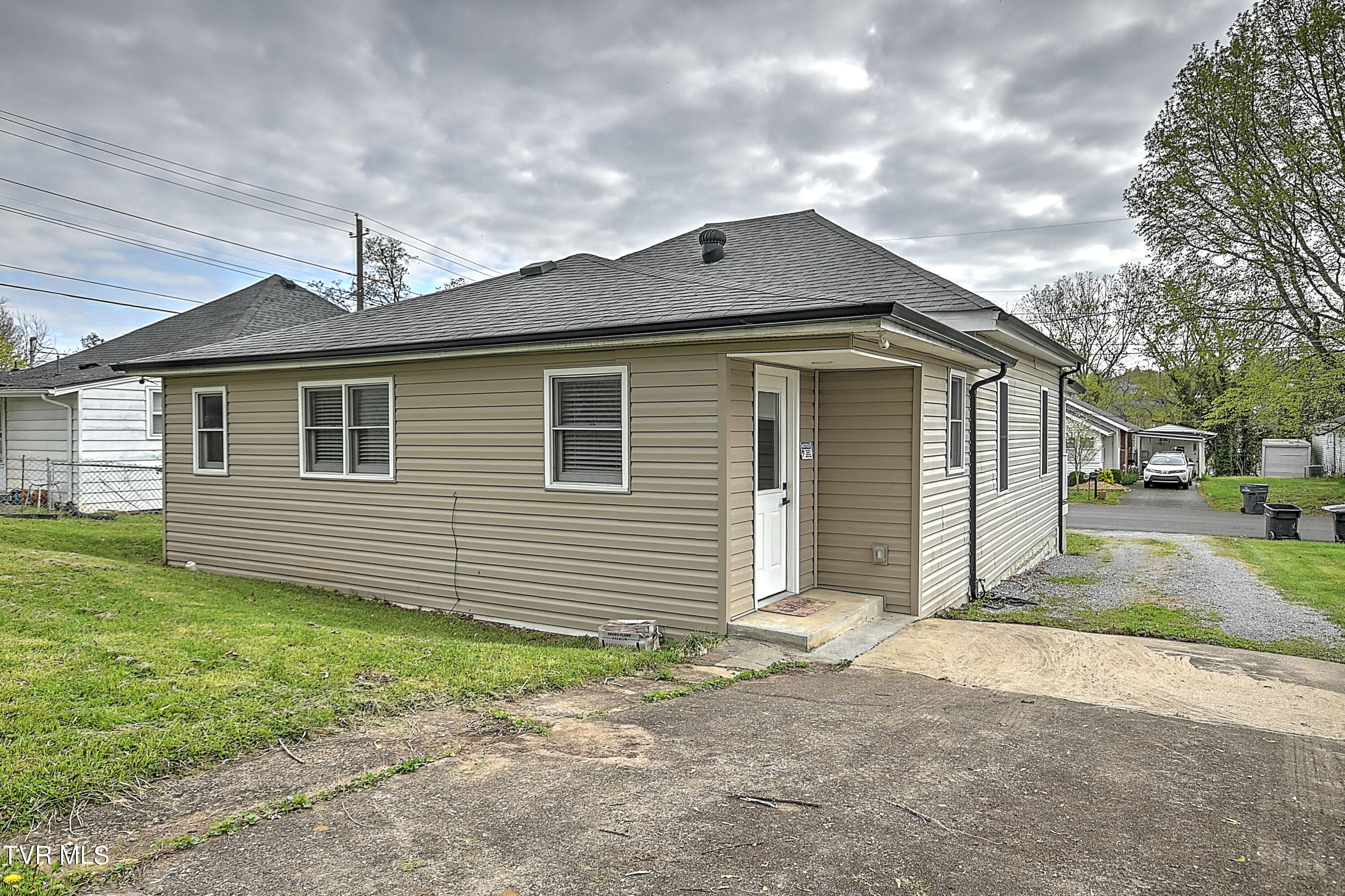 1202 Golf Street