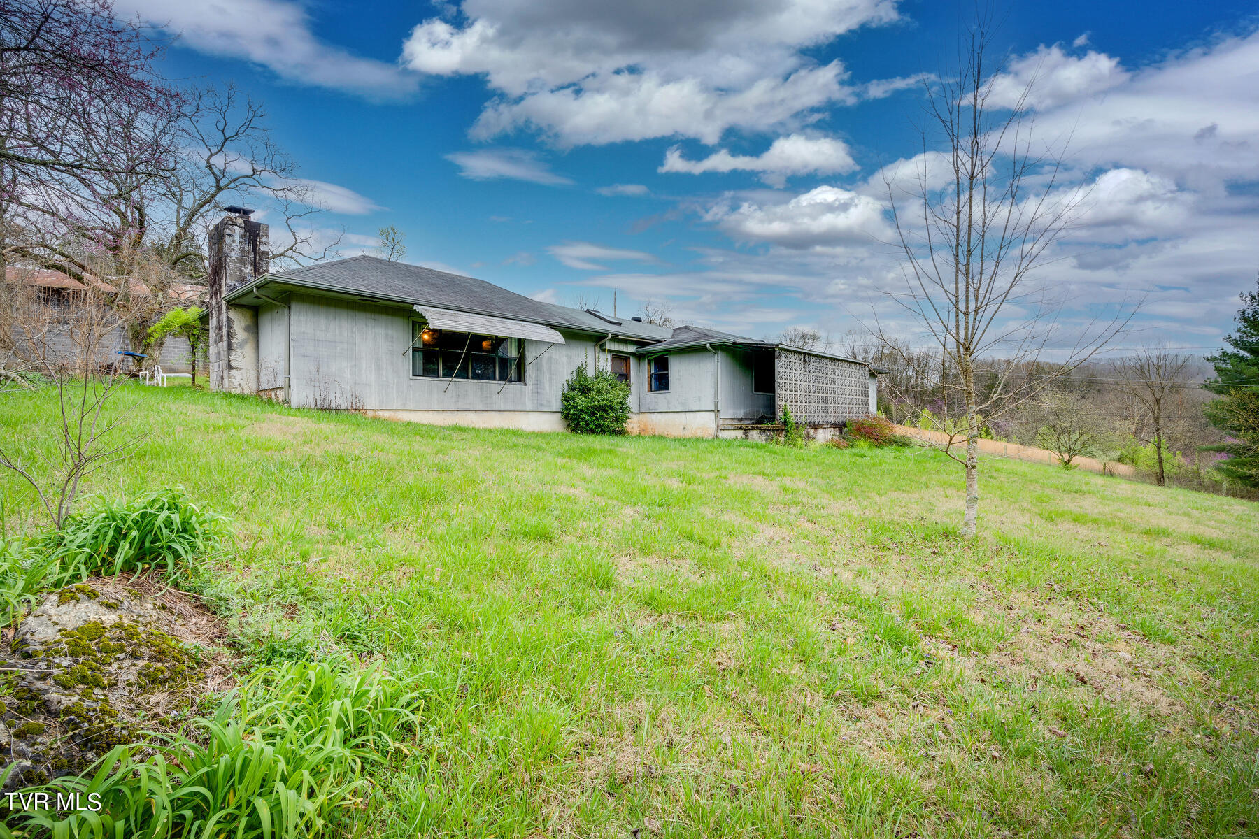 222 Cold Springs Road