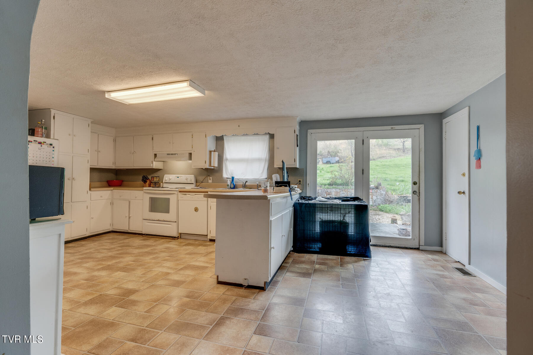 222 Cold Springs Road